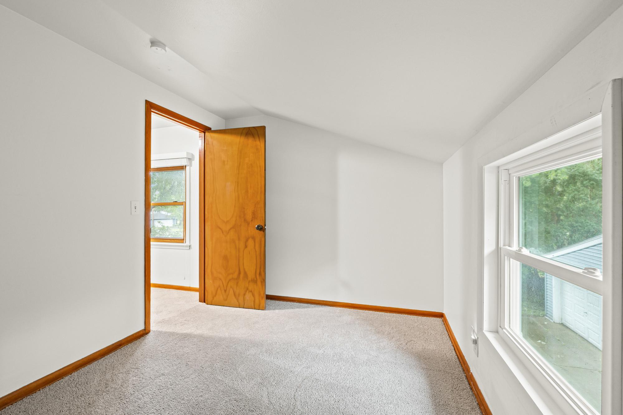 8236 Queen Avenue S Property Photo 26