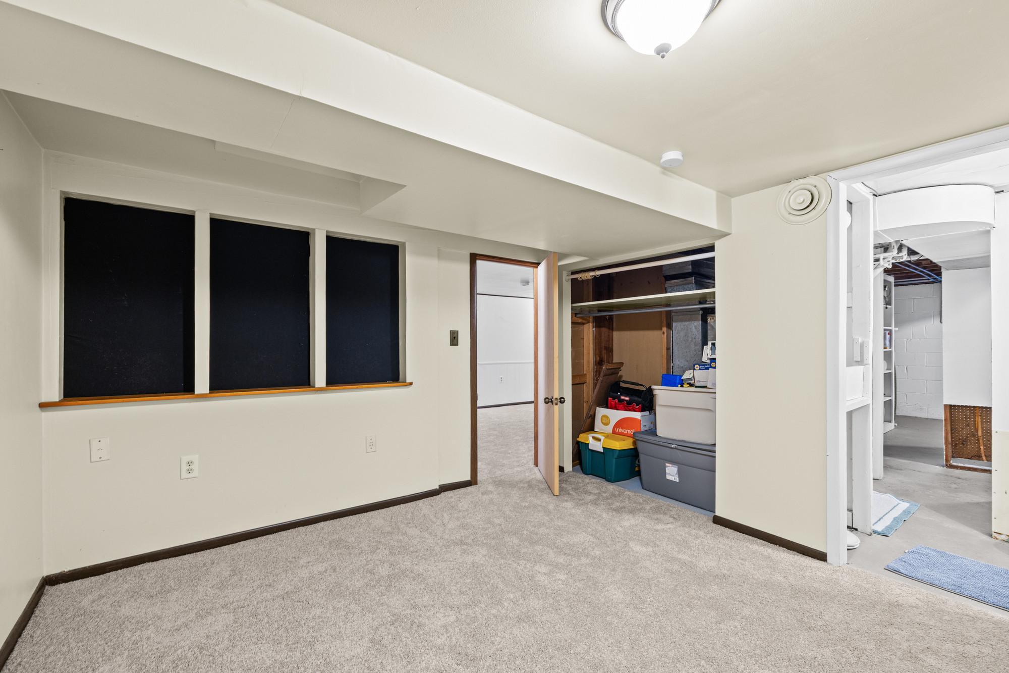 8236 Queen Avenue S Property Photo 30