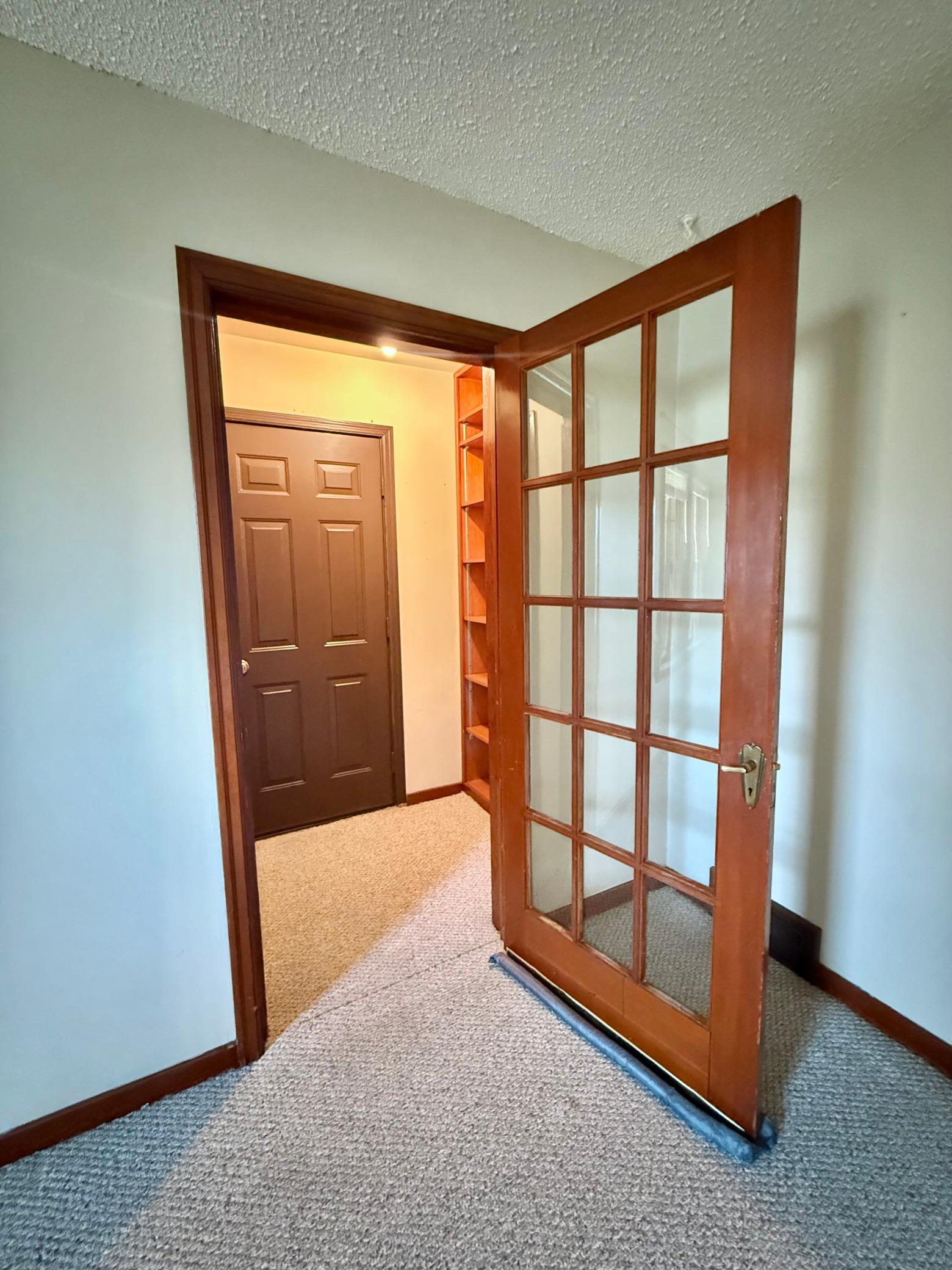 618 Dewey Avenue N Property Photo 3