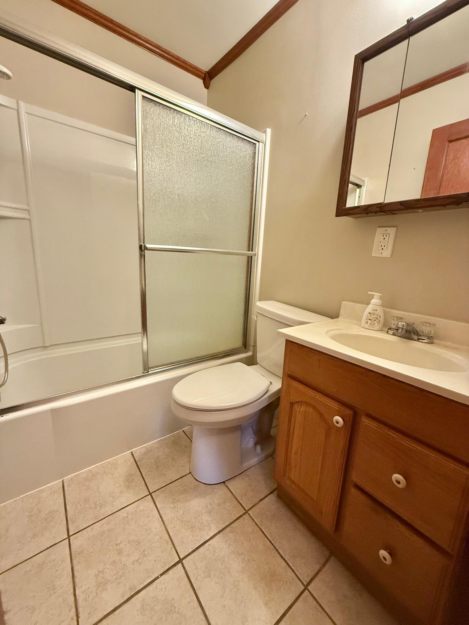 618 Dewey Avenue N Property Photo 17