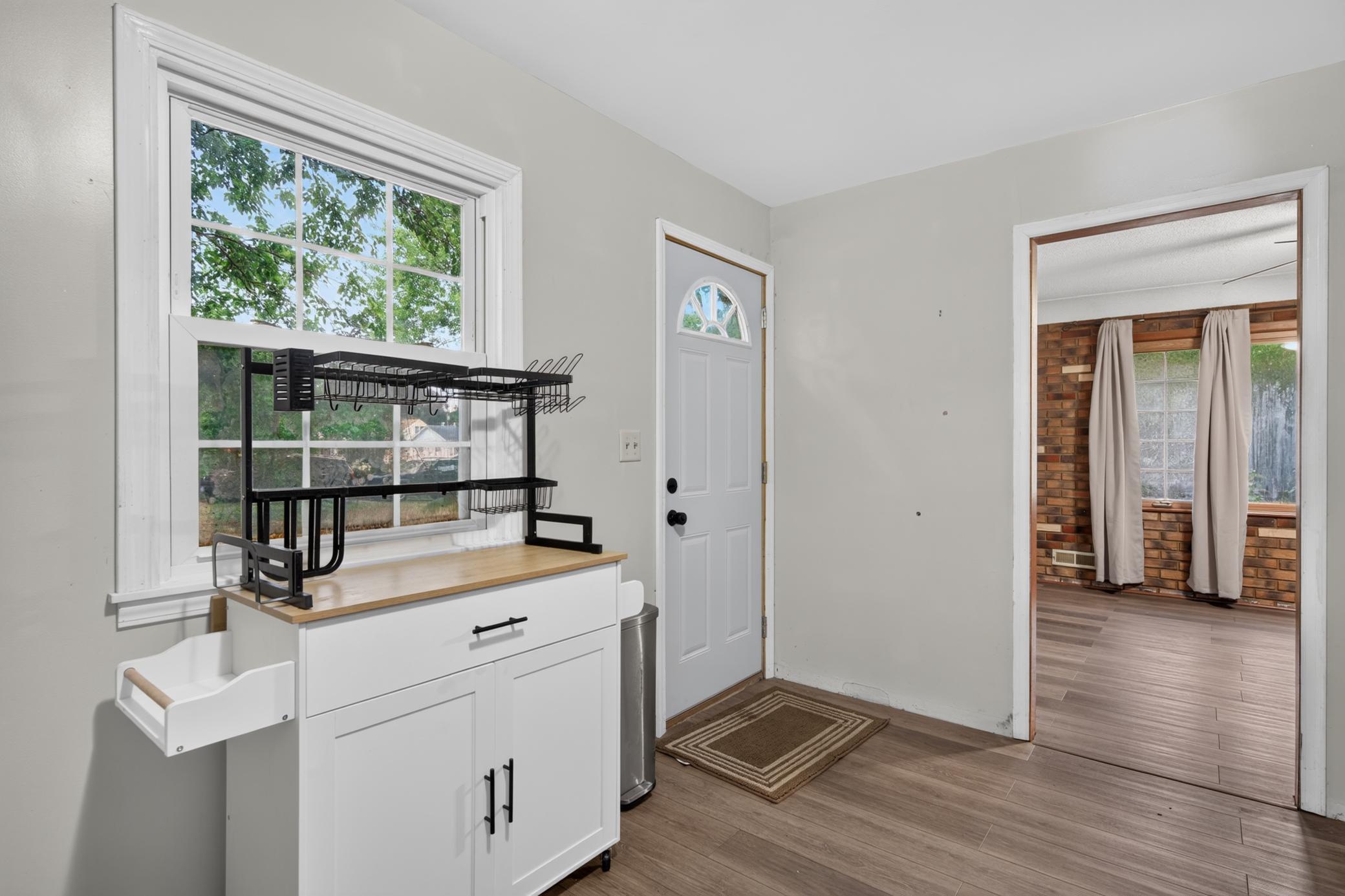 5214 Morgan Avenue N Property Photo 4