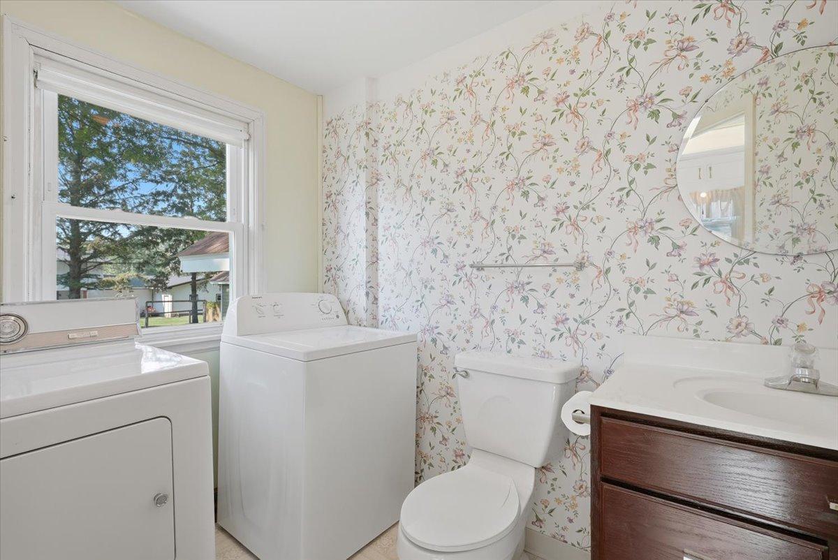 1360 Maple Street Property Photo 10