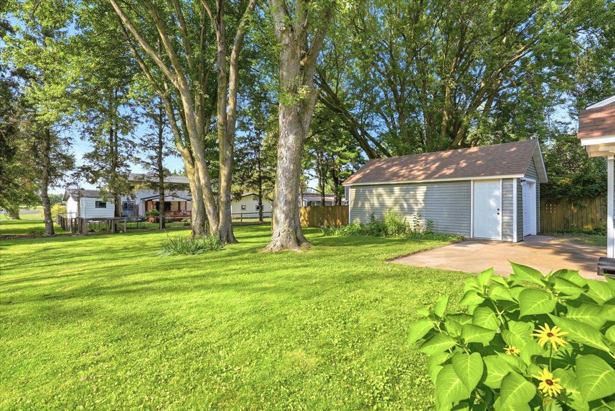 1360 Maple Street Property Photo 16