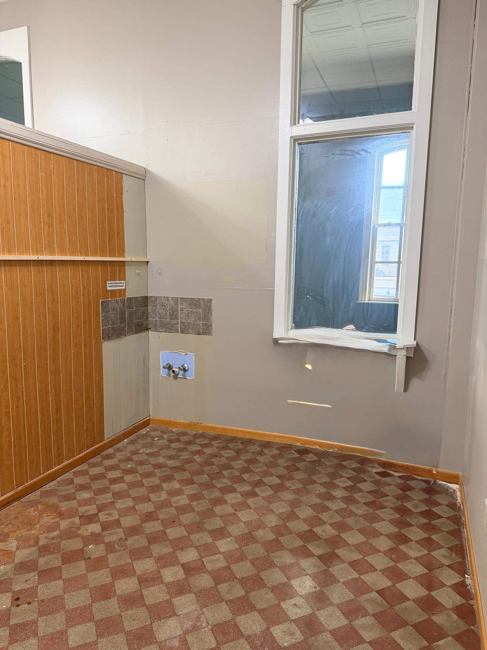 201 Park Row Property Photo 11
