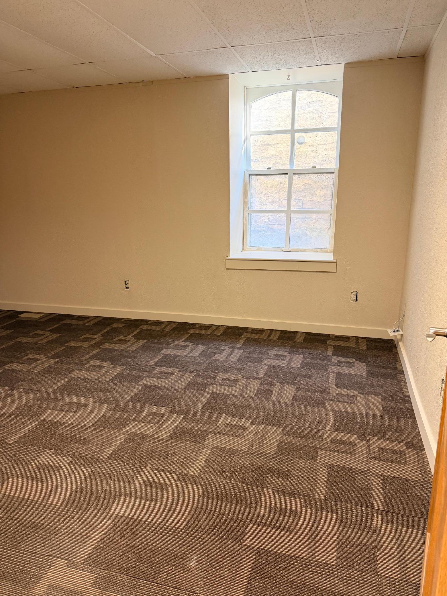 201 Park Row Property Photo 23
