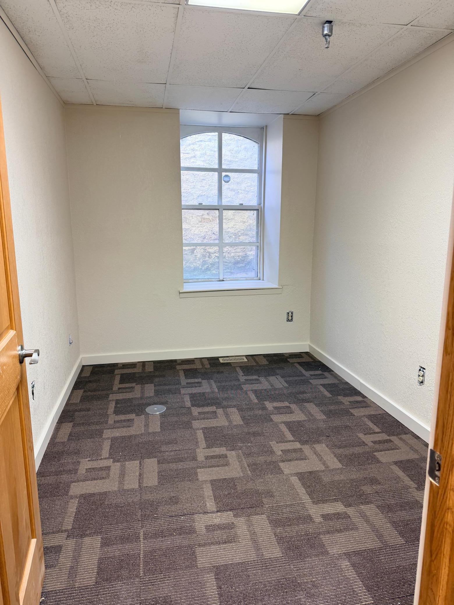 201 Park Row Property Photo 26