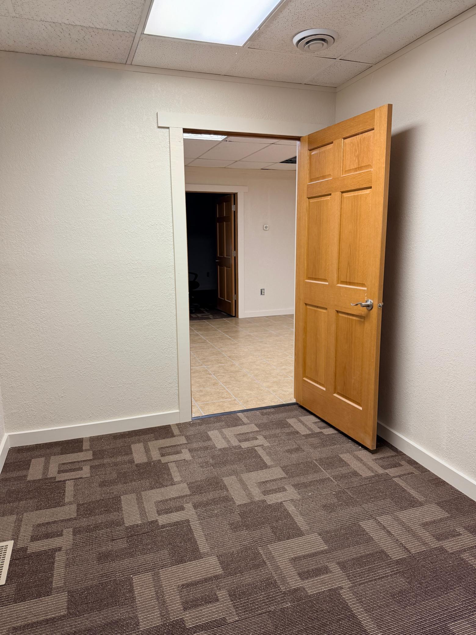 201 Park Row Property Photo 27