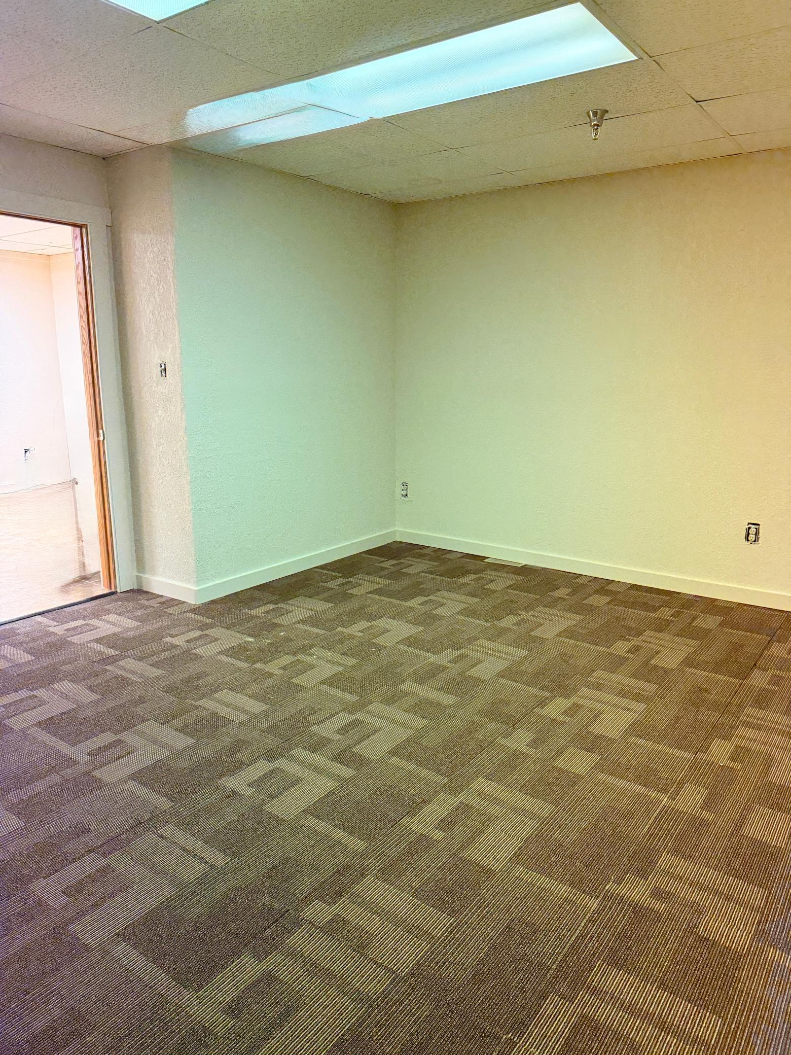 201 Park Row Property Photo 31