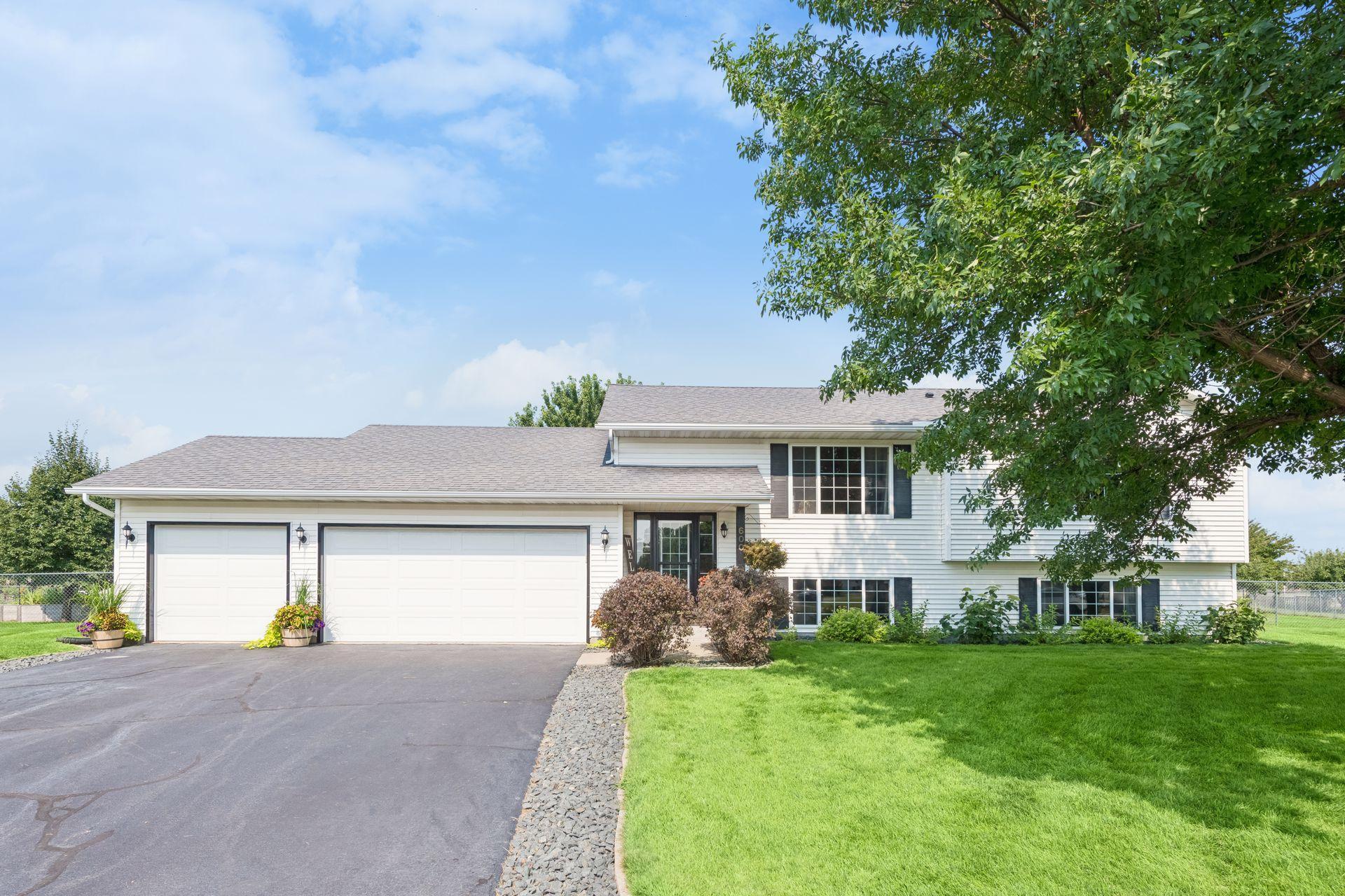 600 Pioneer Circle Property Photo 1