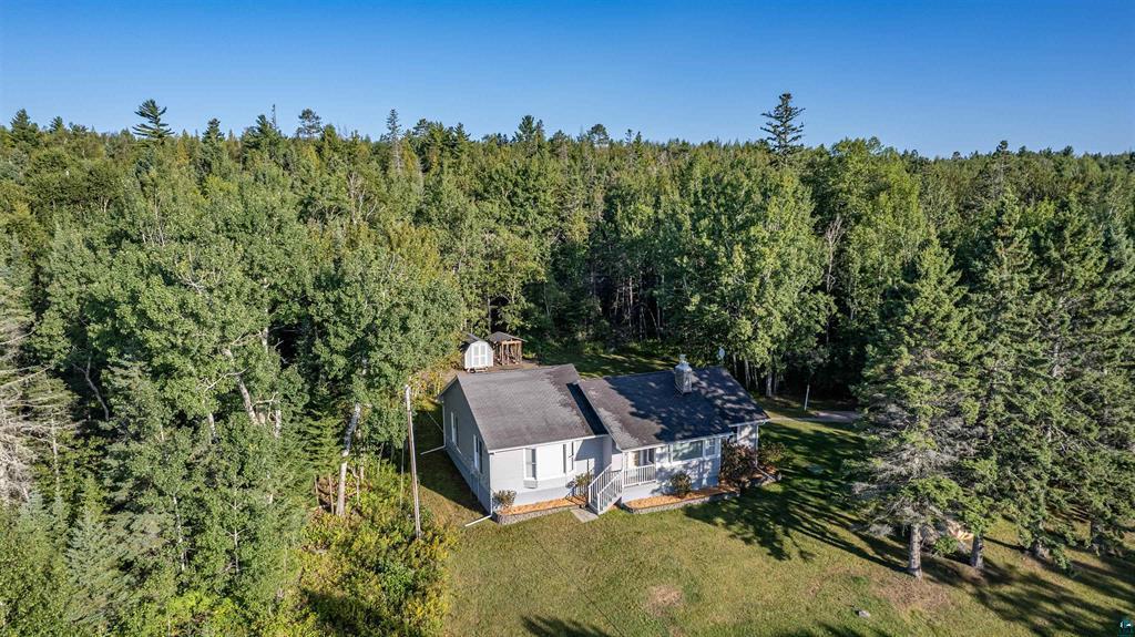 5845 N Shore Drive Property Photo 1