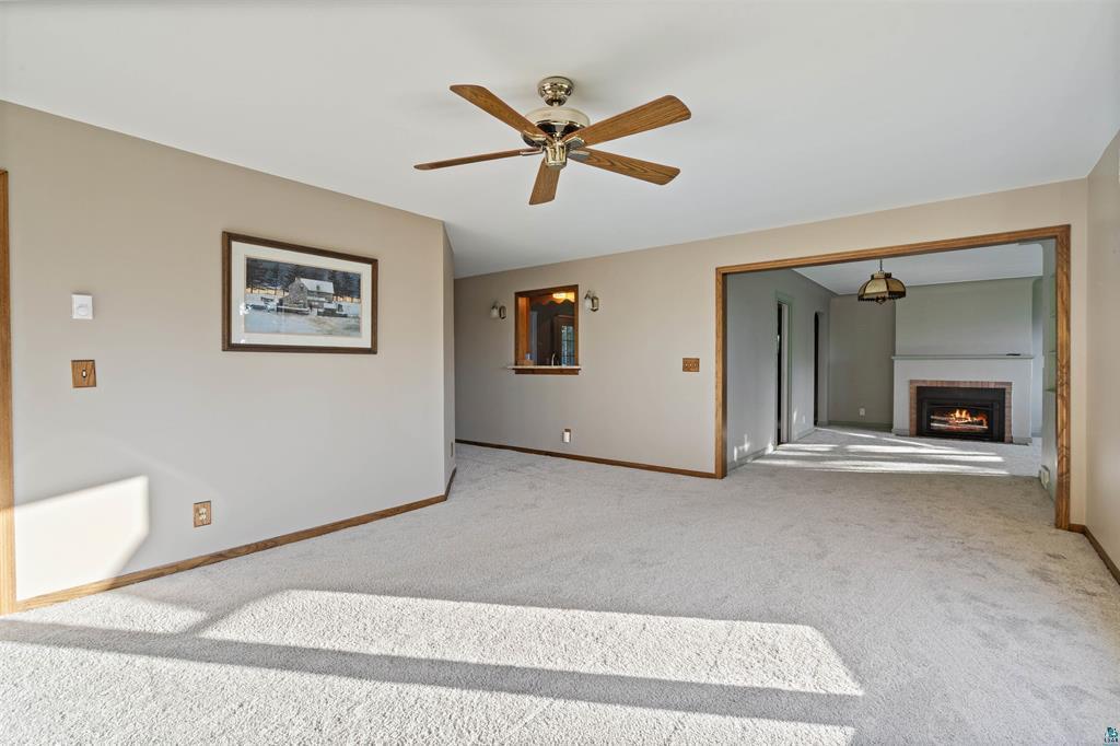 5845 N Shore Drive Property Photo 18