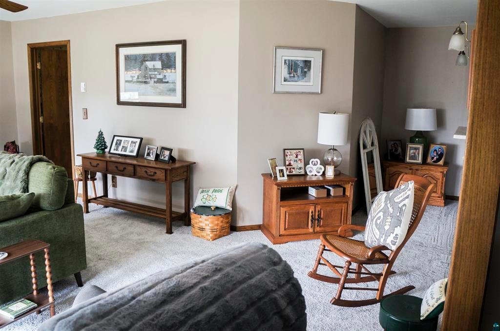 5845 N Shore Drive Property Photo 19