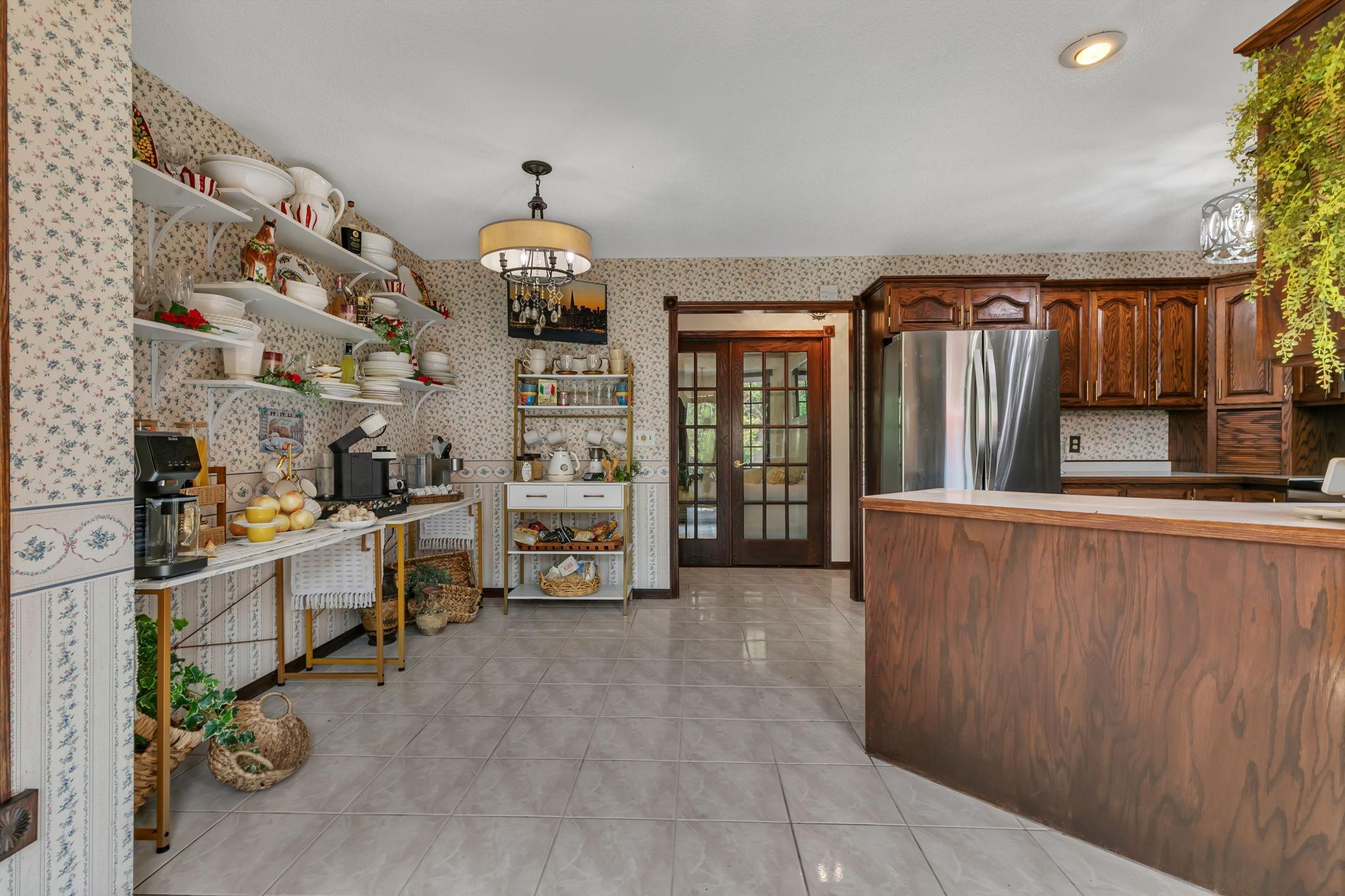 4218 White Drive Property Photo 15