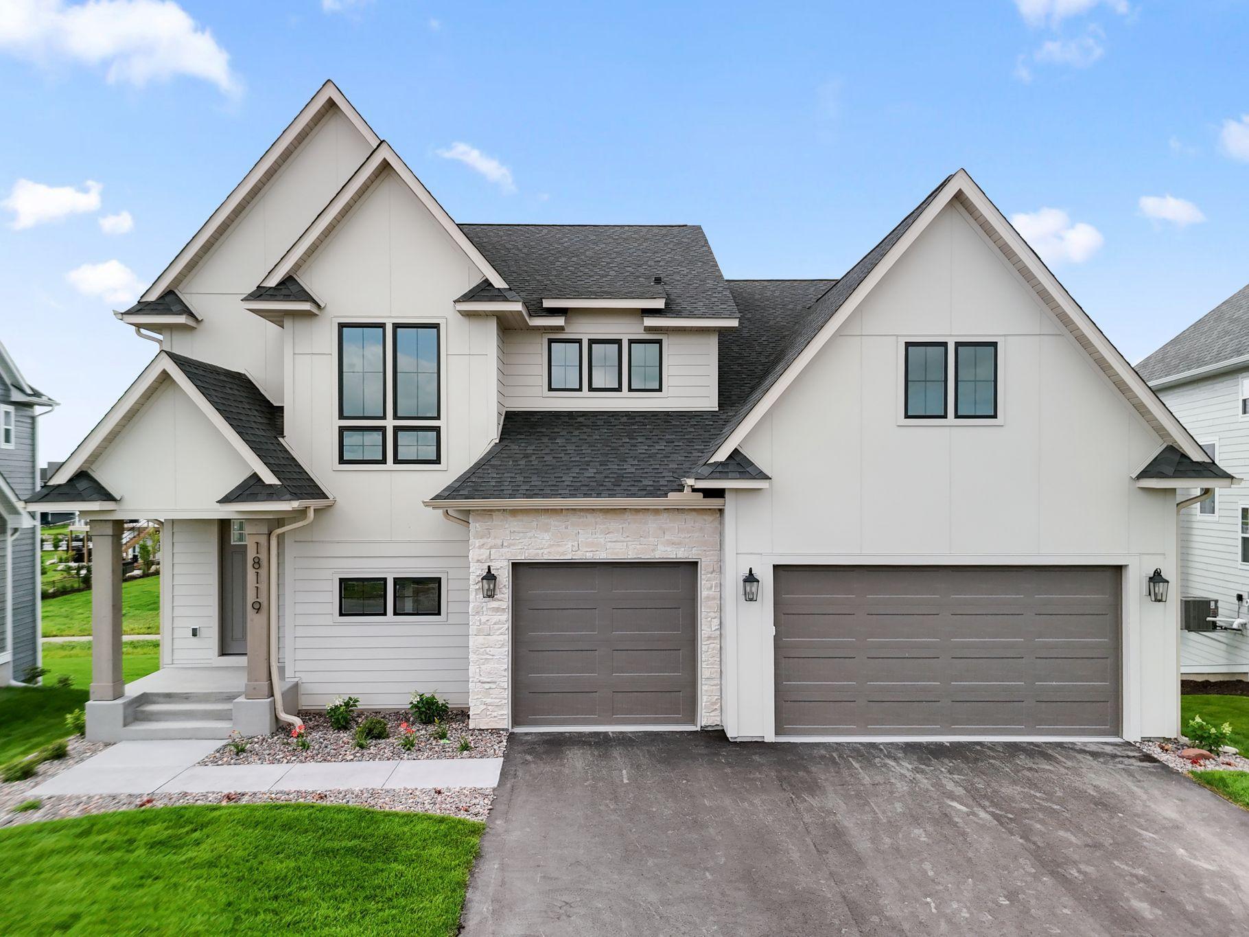 18119 103rd Avenue N Property Photo 1