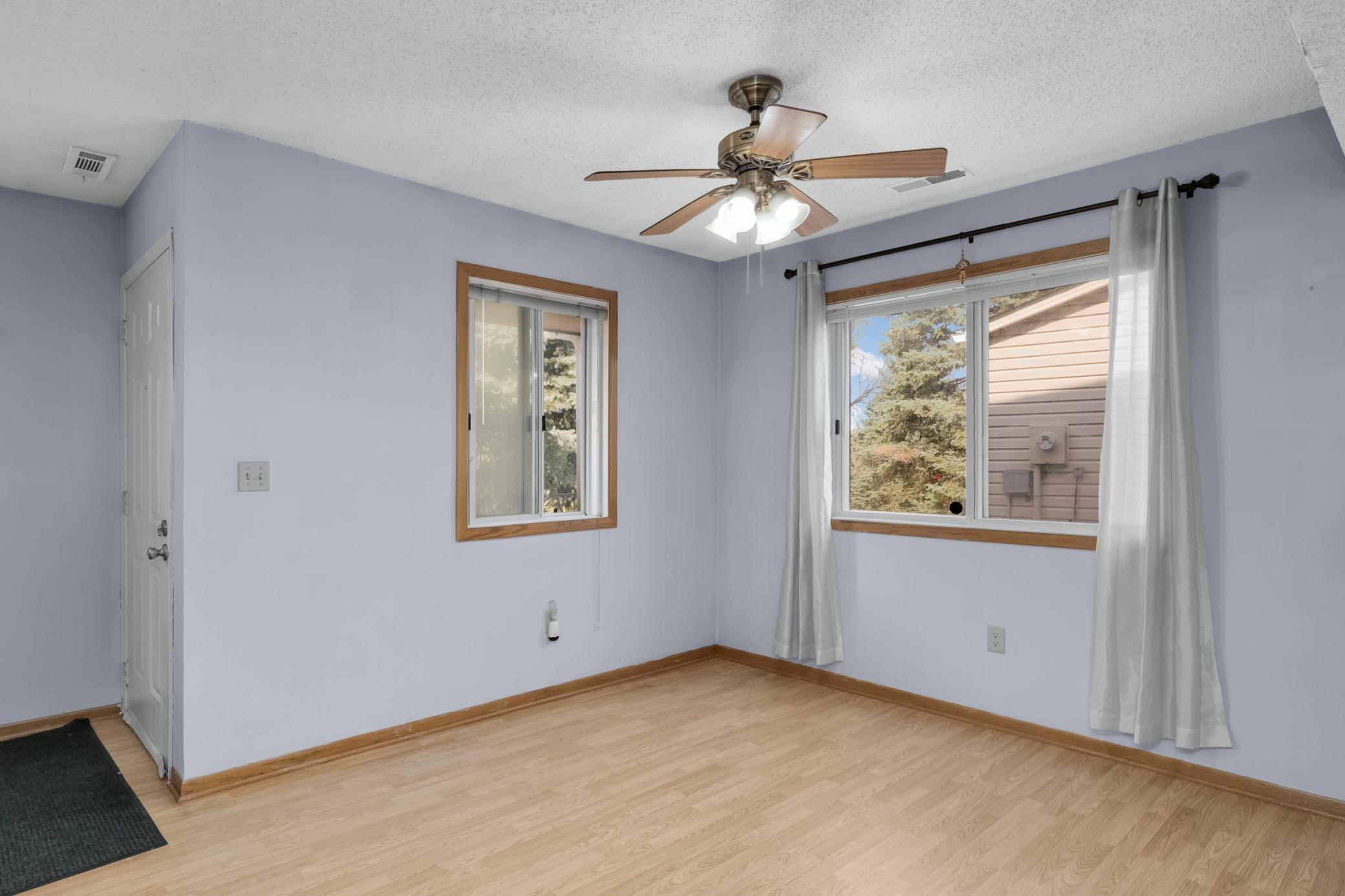 15822 Griffon Path Property Photo 14