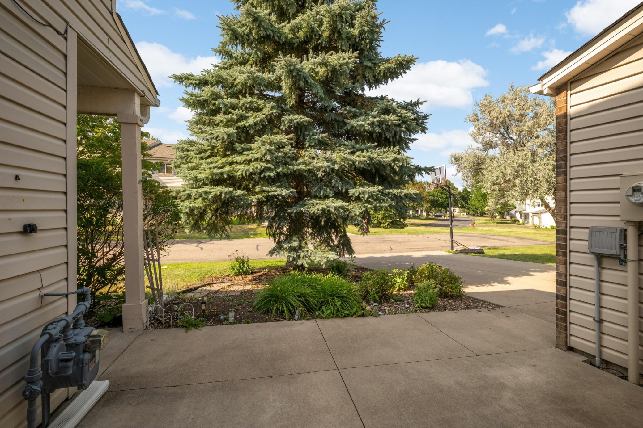 15822 Griffon Path Property Photo 26
