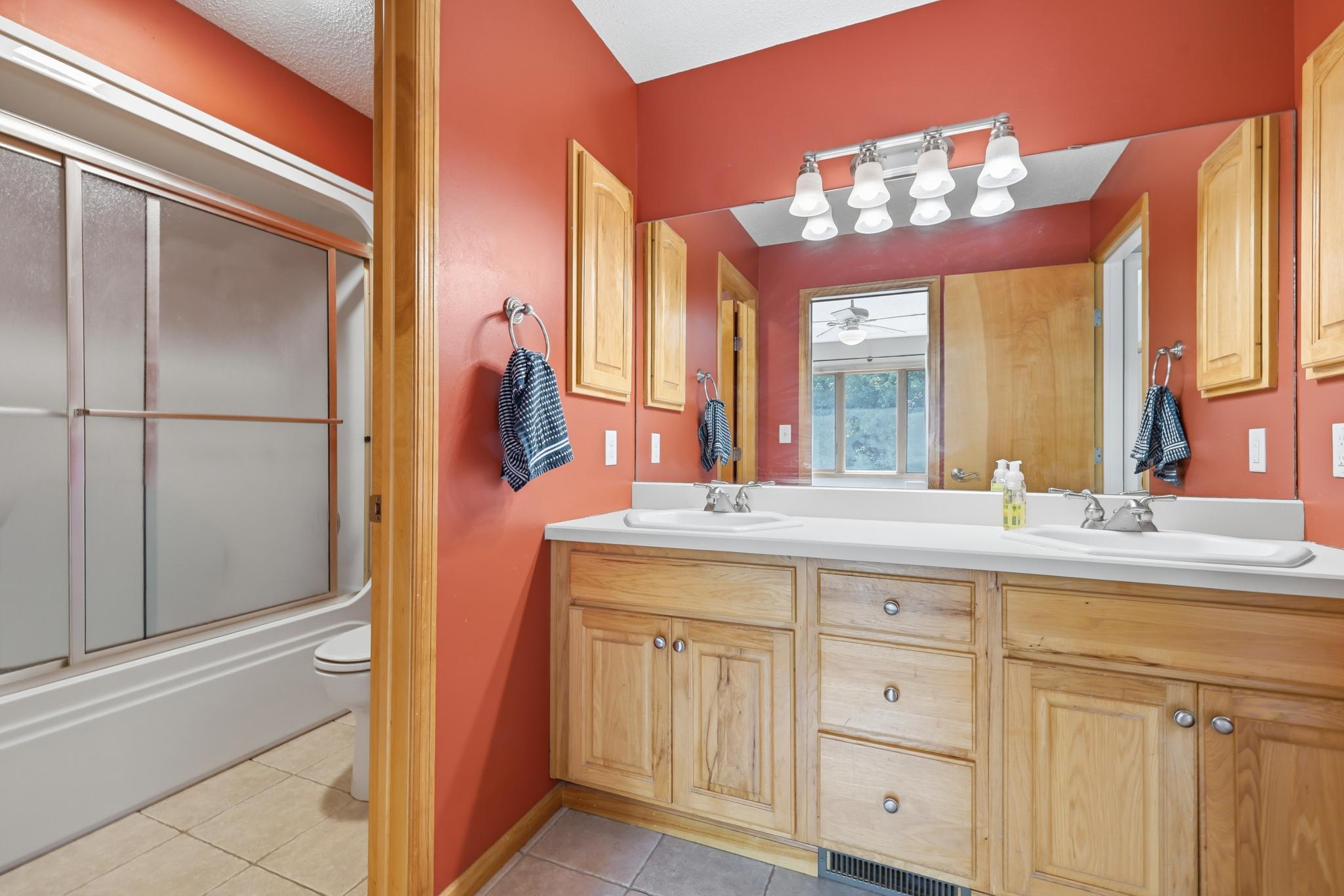 2640 Pine Ridge Boulevard Property Photo 10