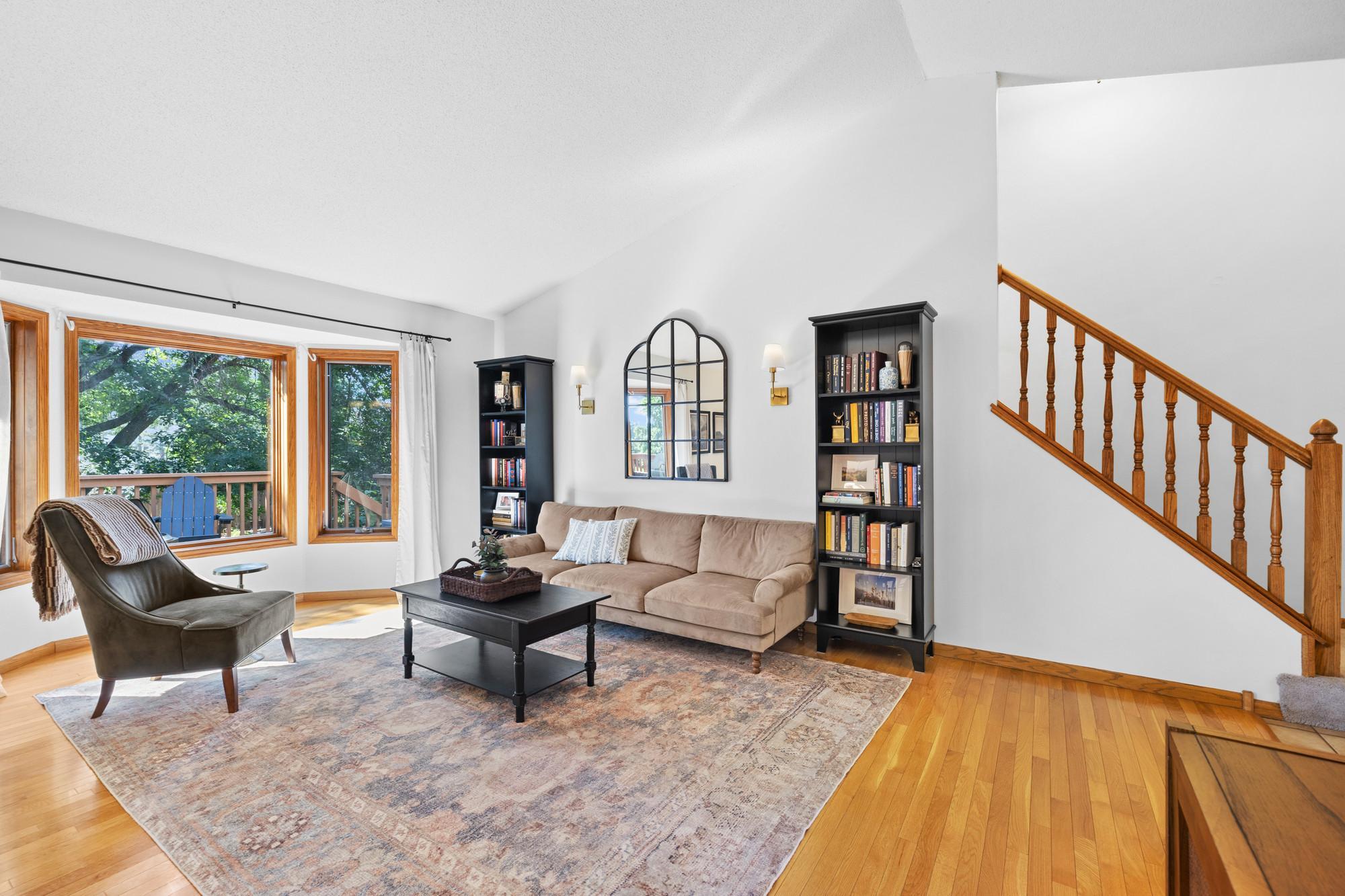4980 Oakview Lane N Property Photo 5