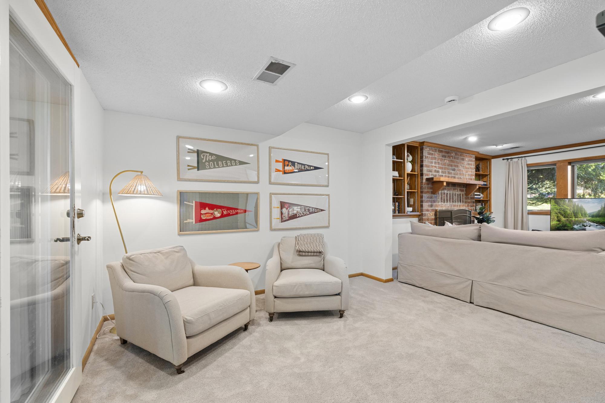 4980 Oakview Lane N Property Photo 20