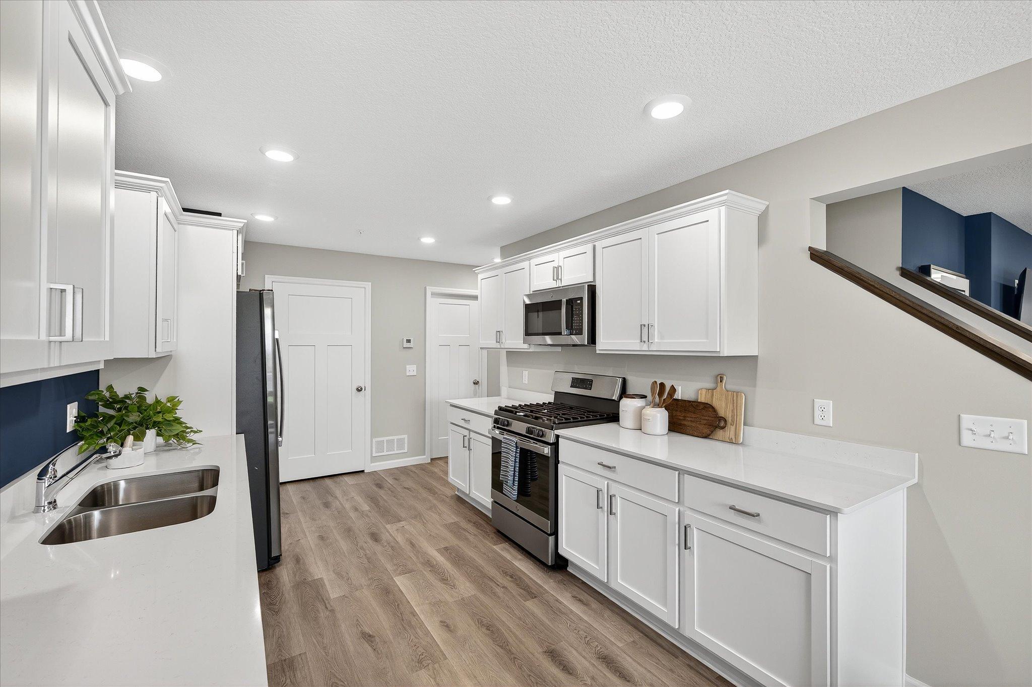 8816 Riverstone Avenue Ne Property Photo 10