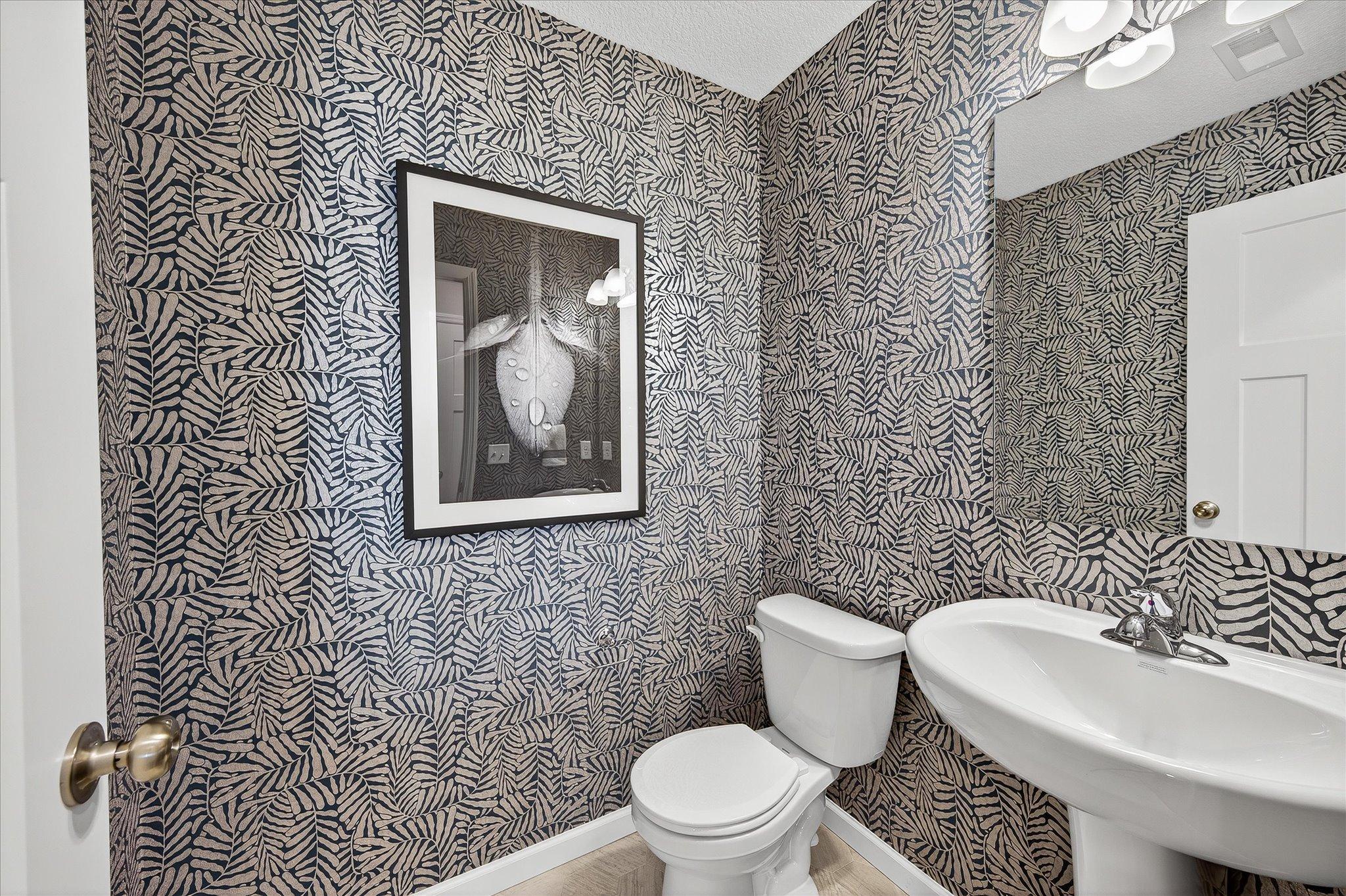 8816 Riverstone Avenue Ne Property Photo 13