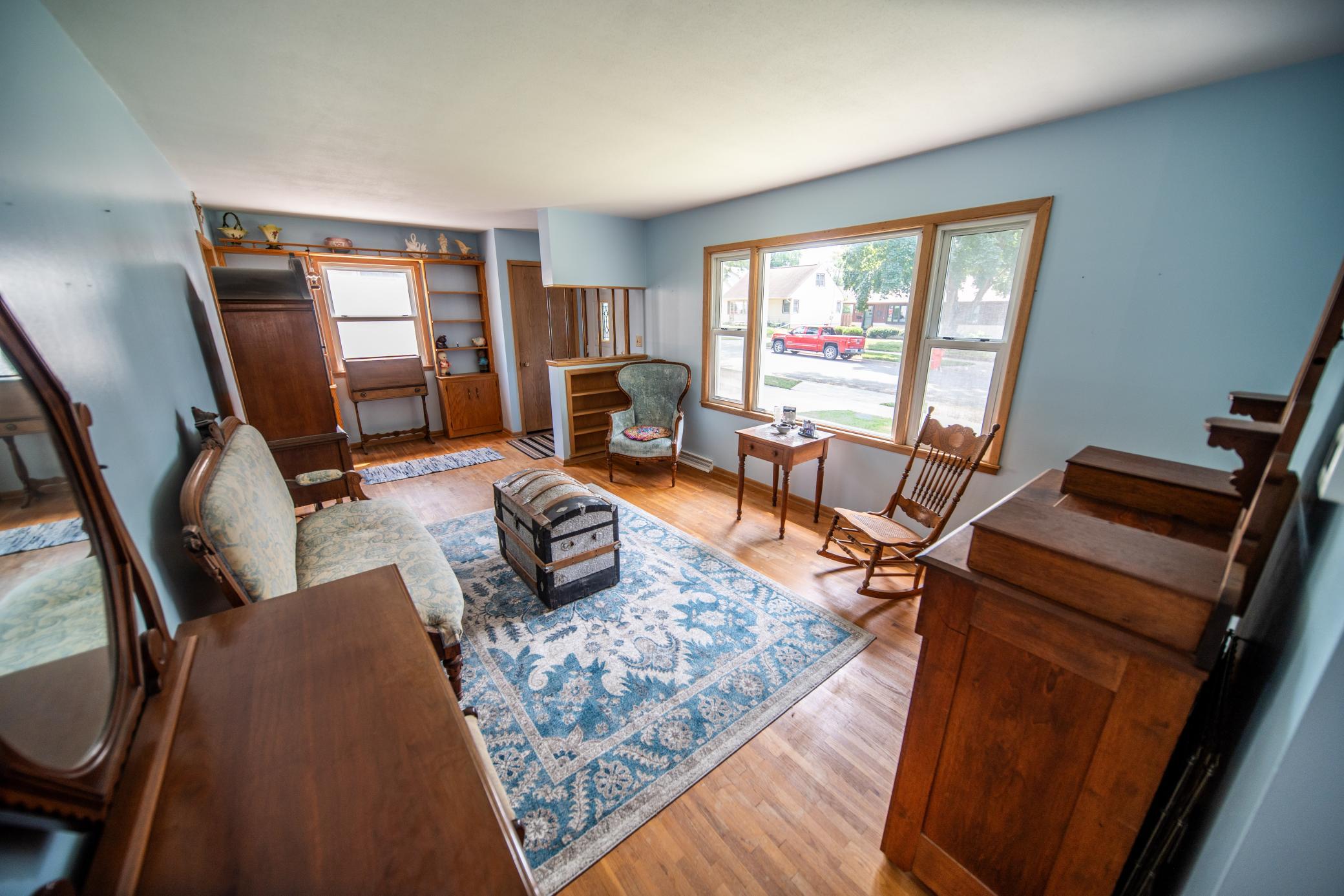 1853 16 1/2 St Nw Property Photo 7