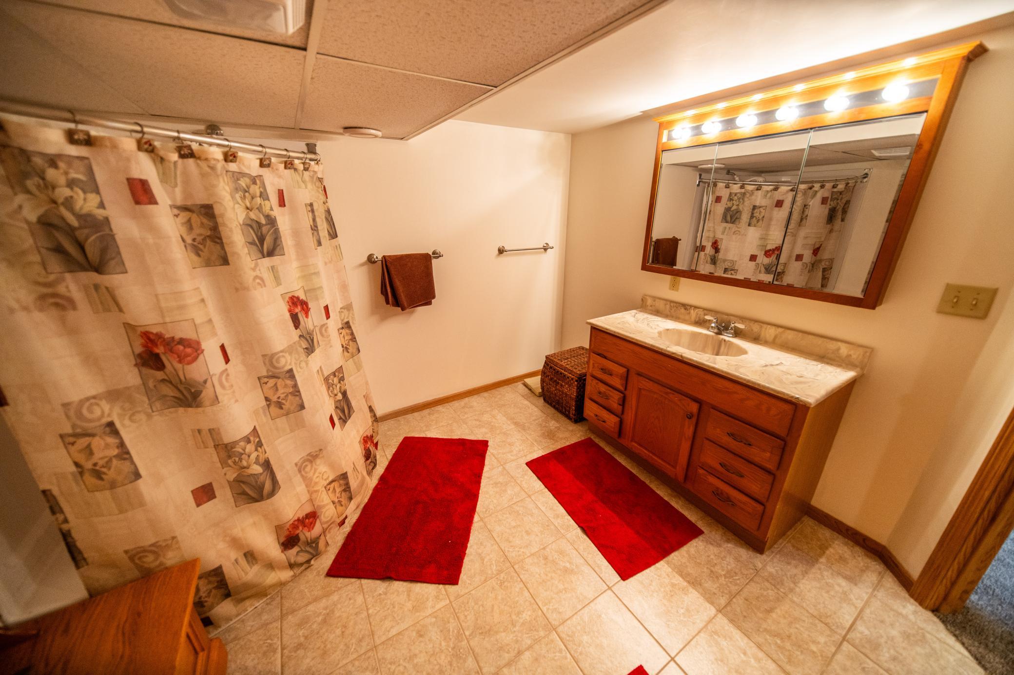 1853 16 1/2 St Nw Property Photo 27