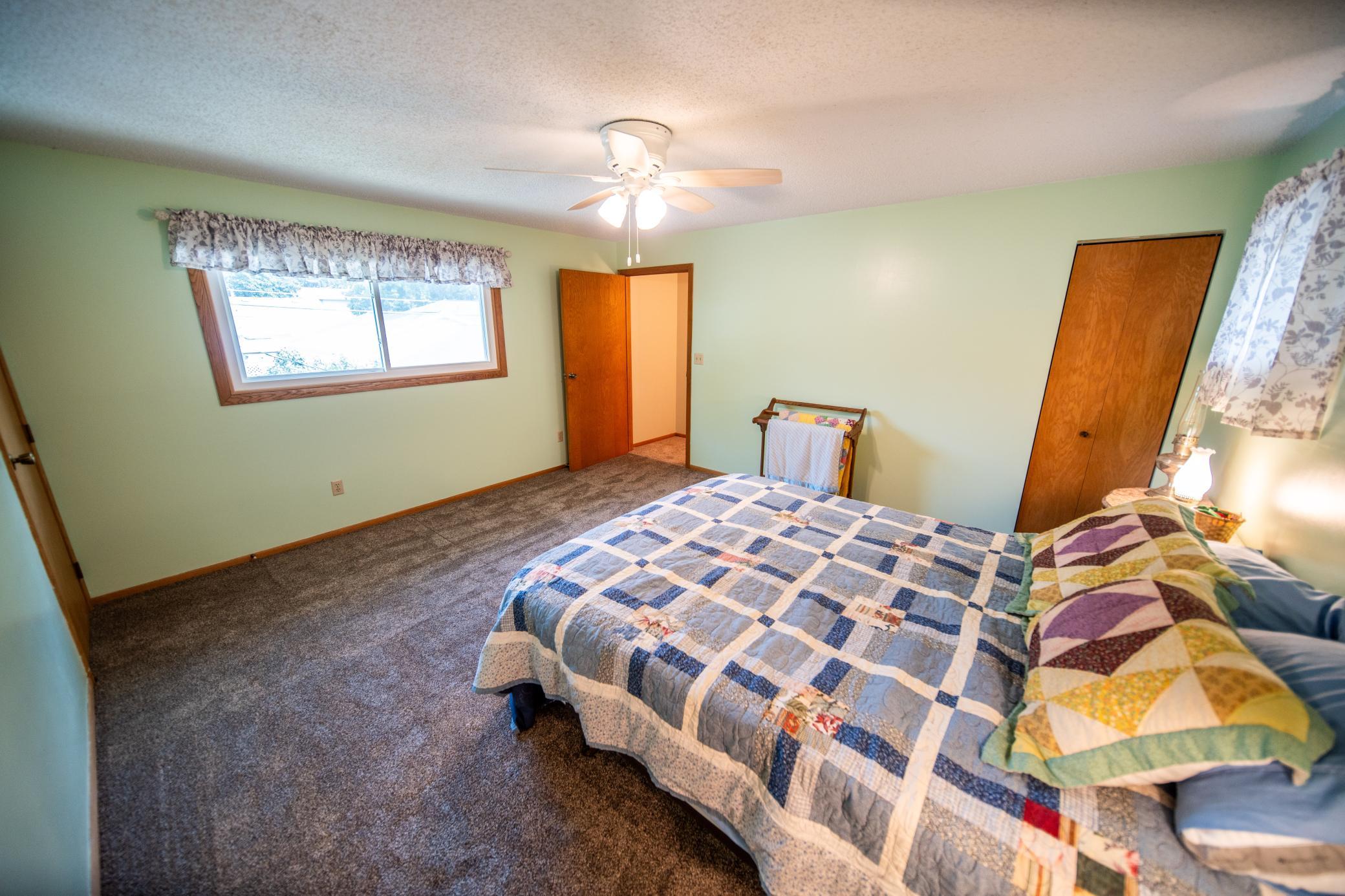 1853 16 1/2 St Nw Property Photo 29