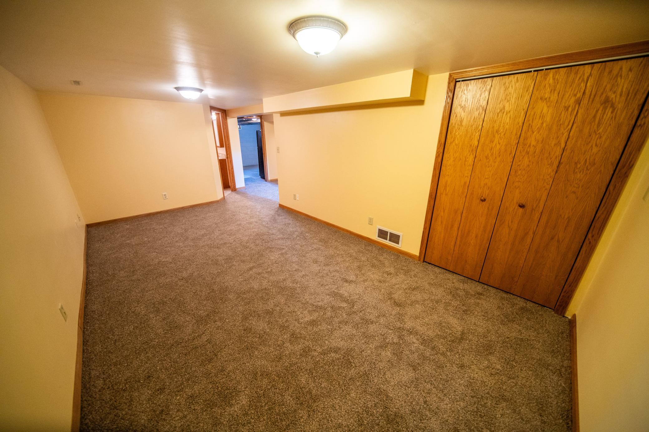 1853 16 1/2 St Nw Property Photo 33