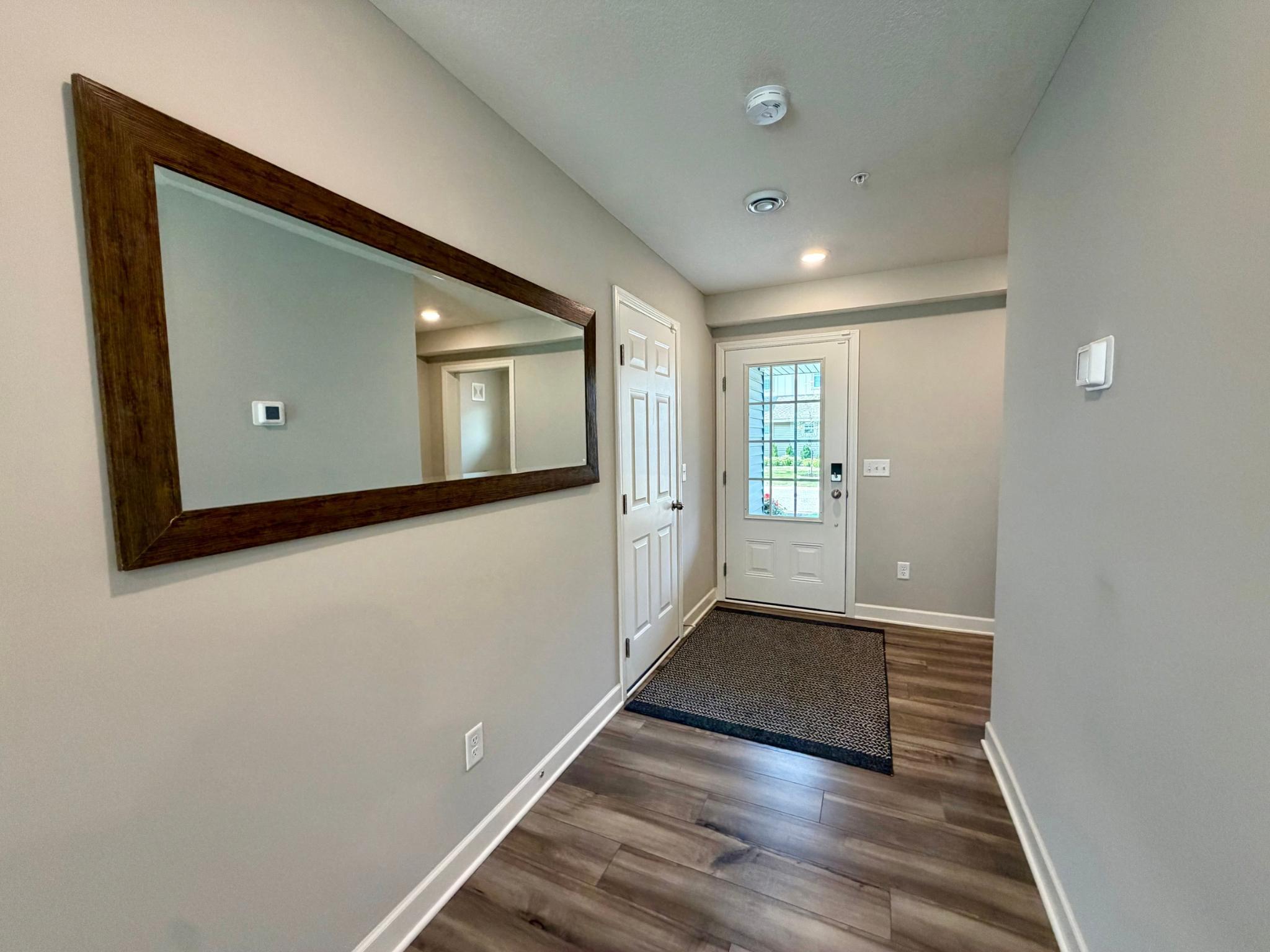 2172 Jasper Court Property Photo 5