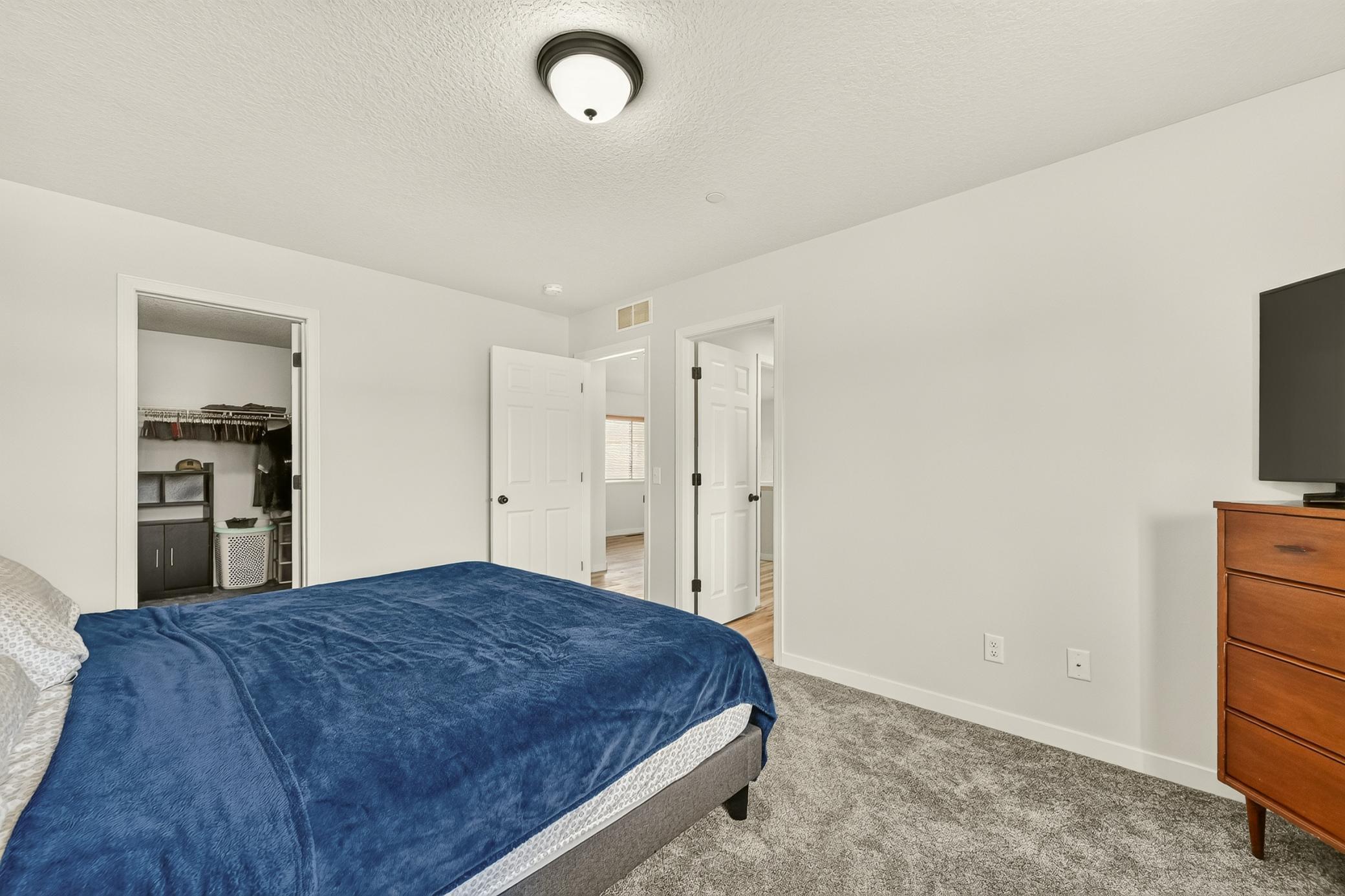 5198 Foxfield Drive Nw Property Photo 19