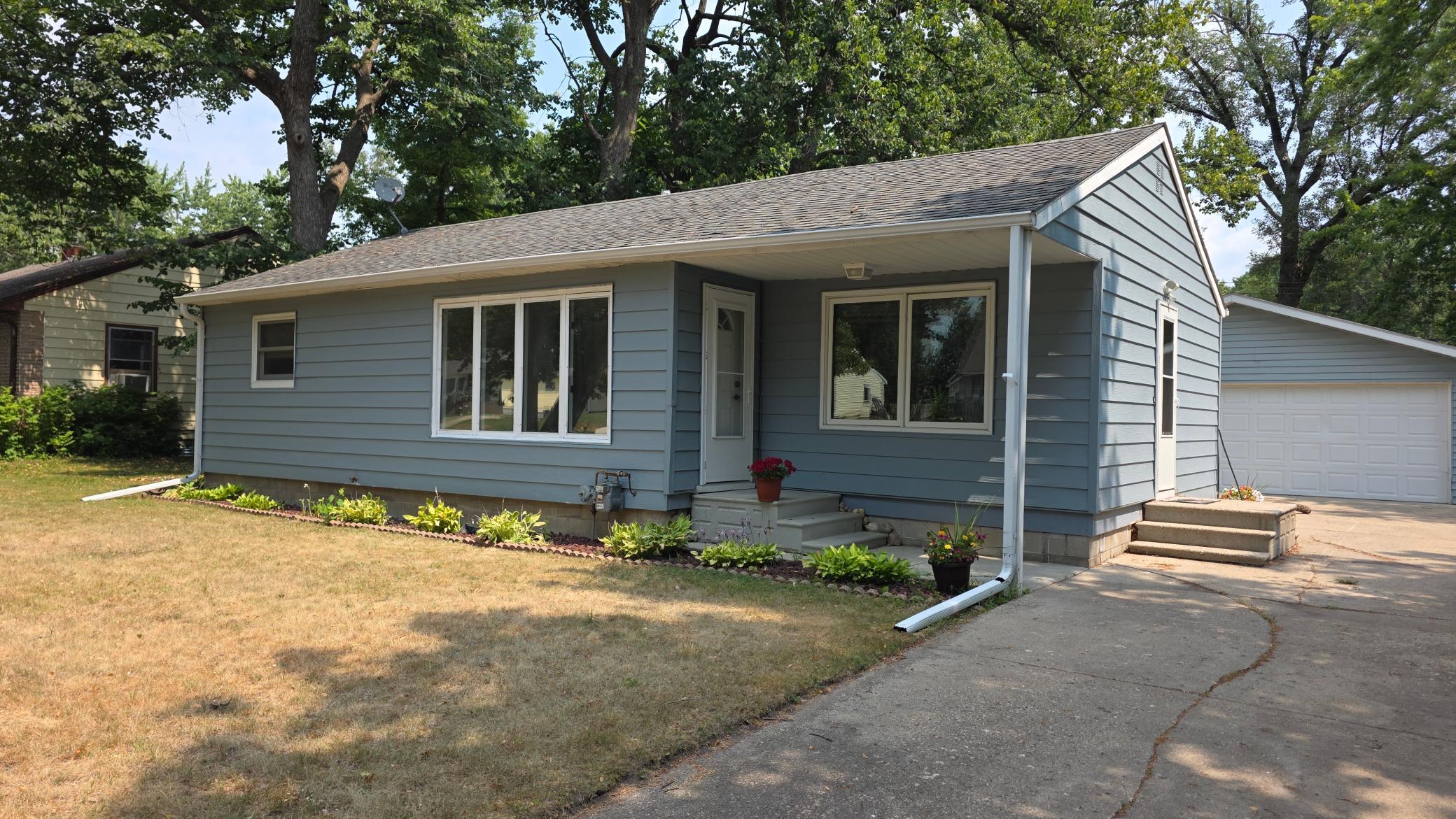 1517 Gary Avenue Property Photo 1