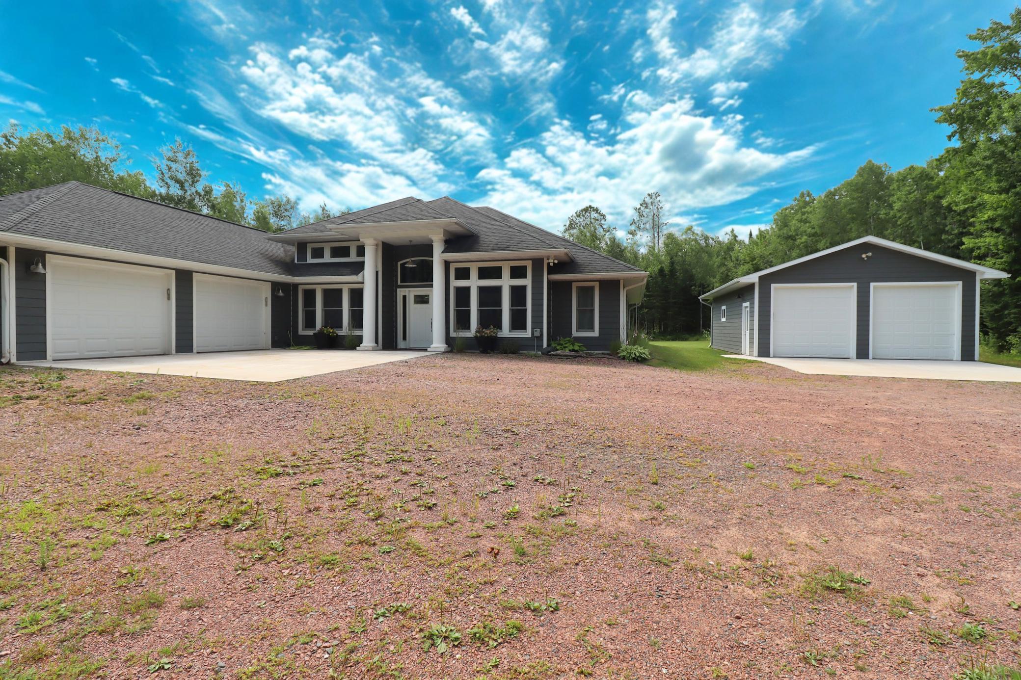 28395 County Highway G Property Photo 2