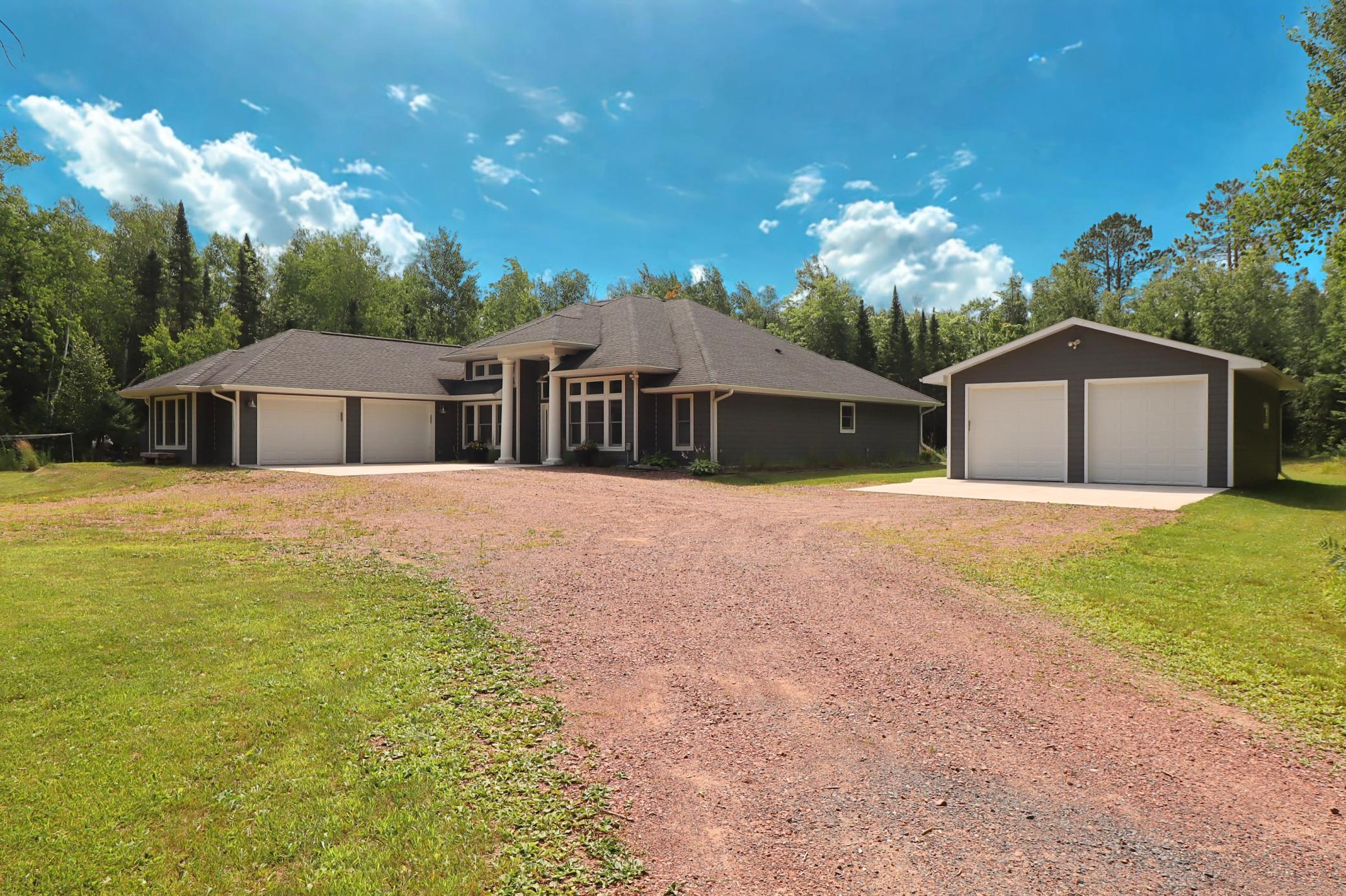 28395 County Highway G Property Photo 3
