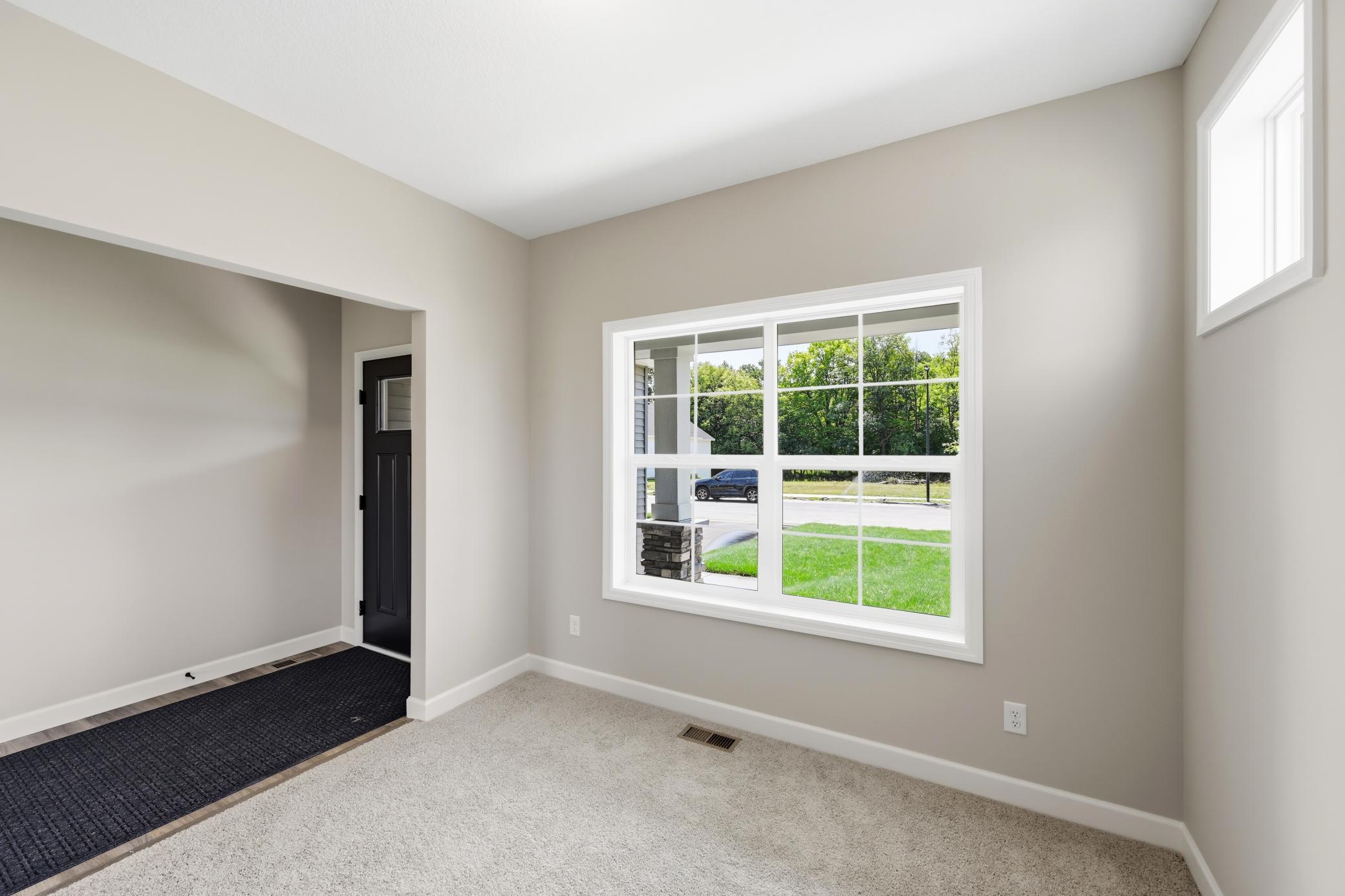 752 Rosebud Lane Property Photo 7