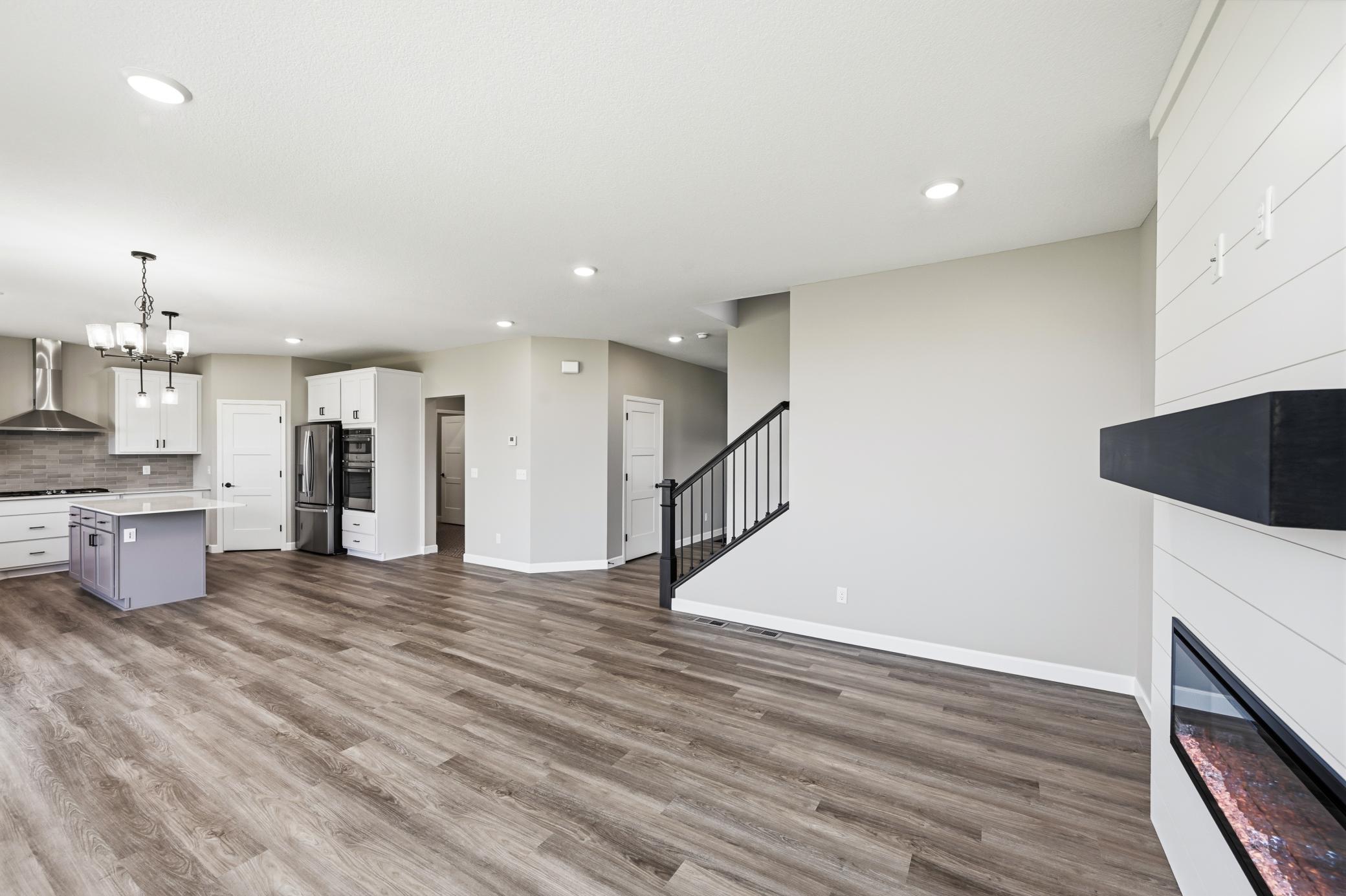 752 Rosebud Lane Property Photo 11
