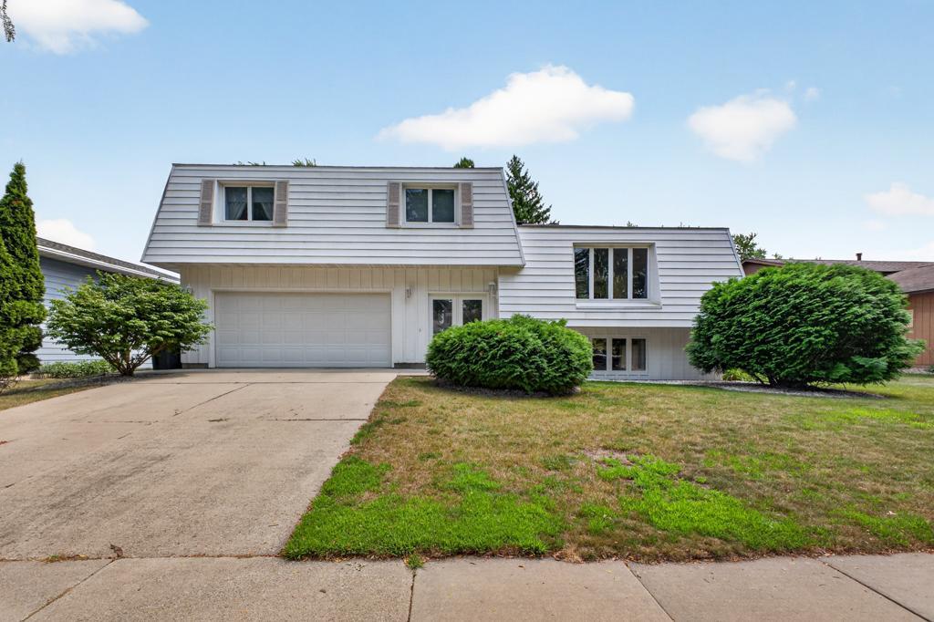 1716 8th Avenue Se Property Photo 1