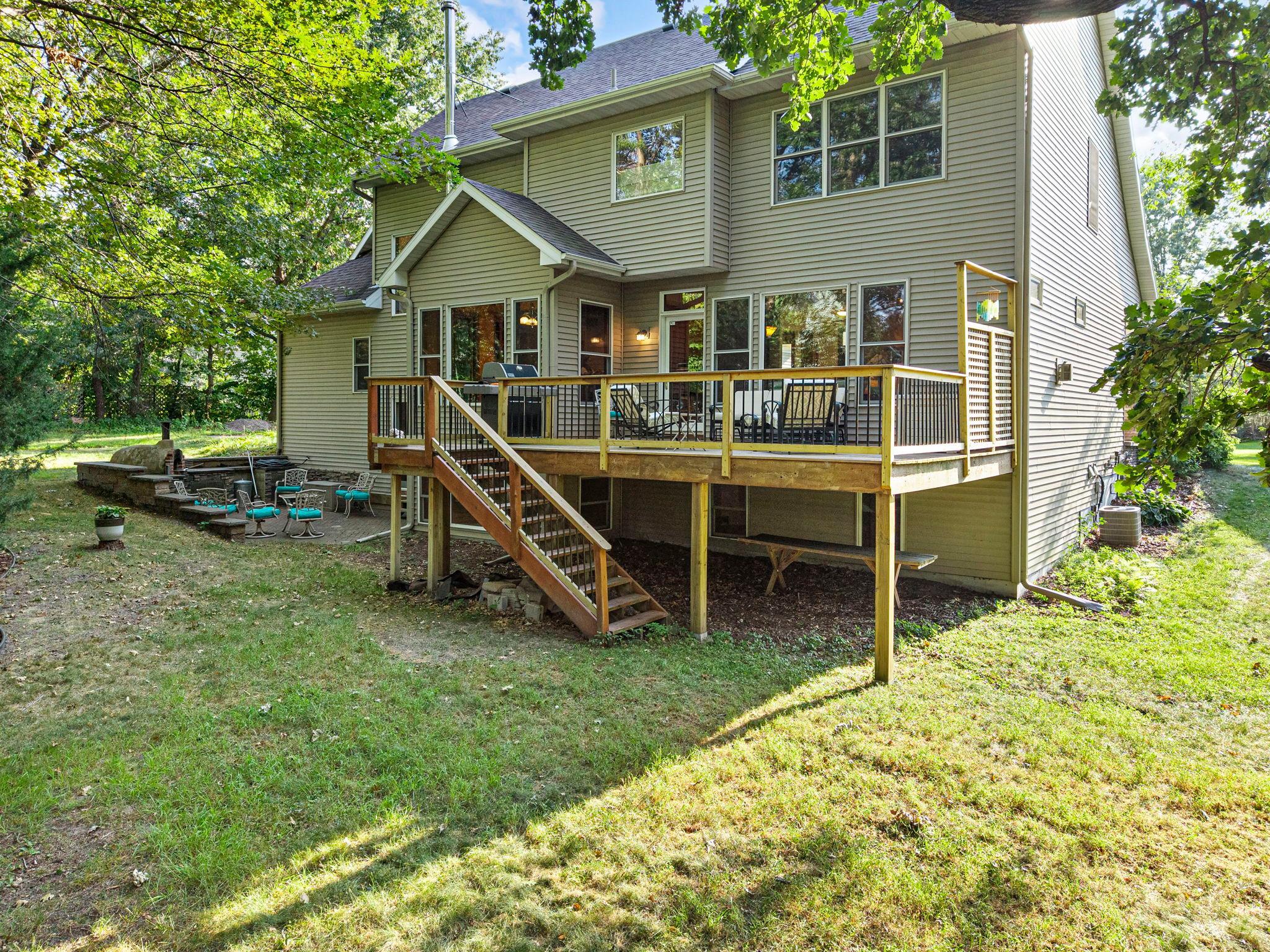 380 Sioux Lookout Property Photo 7