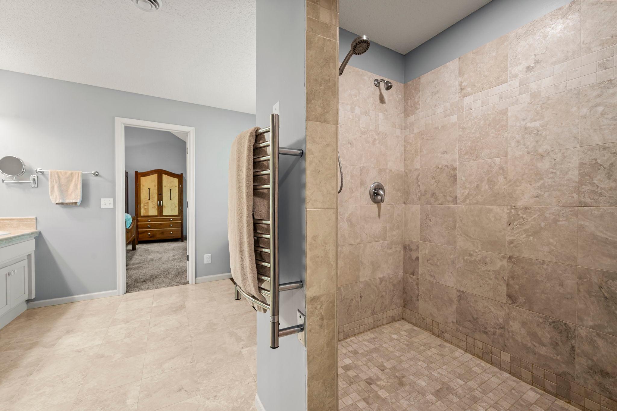 380 Sioux Lookout Property Photo 44