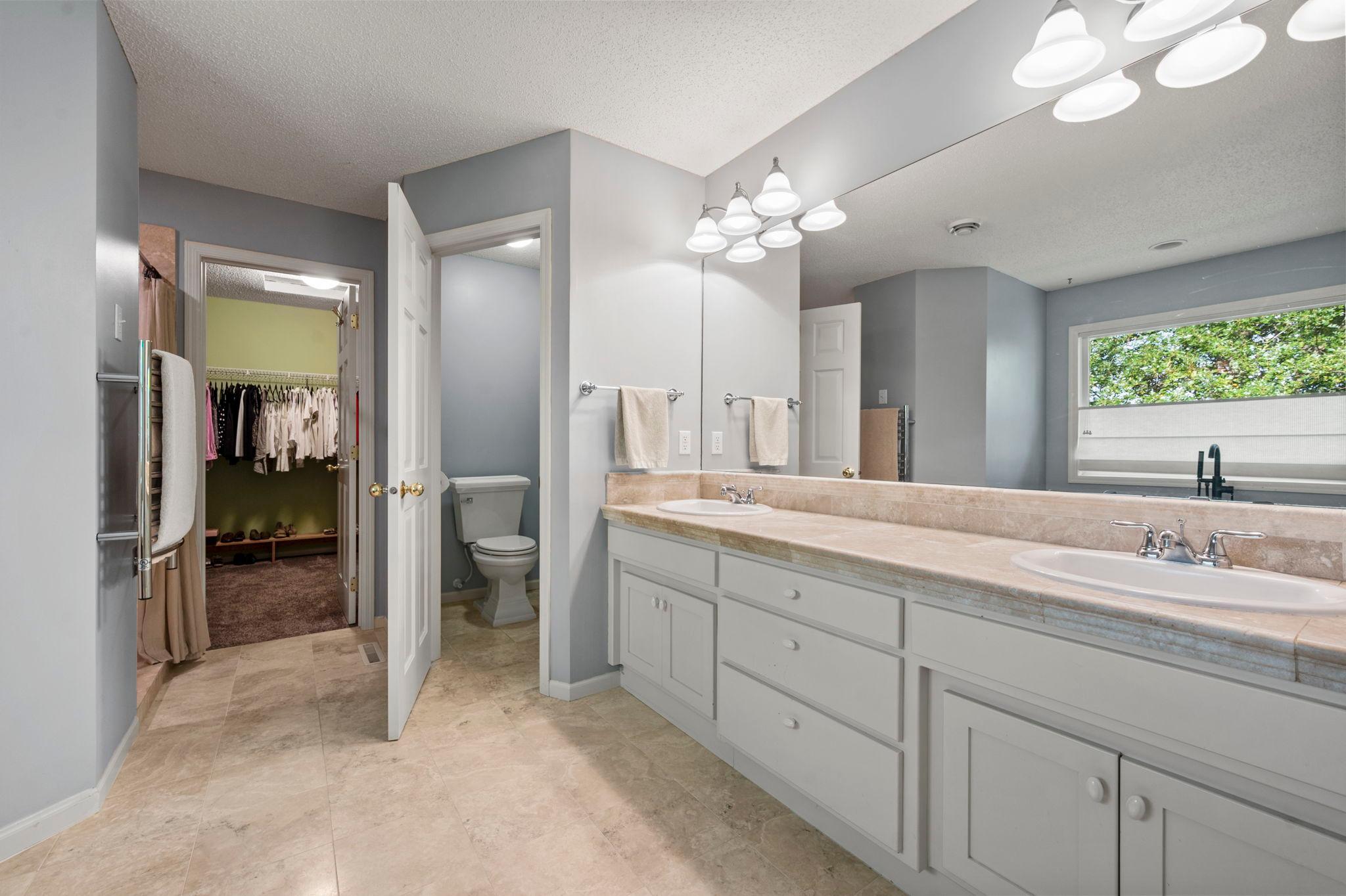 380 Sioux Lookout Property Photo 46