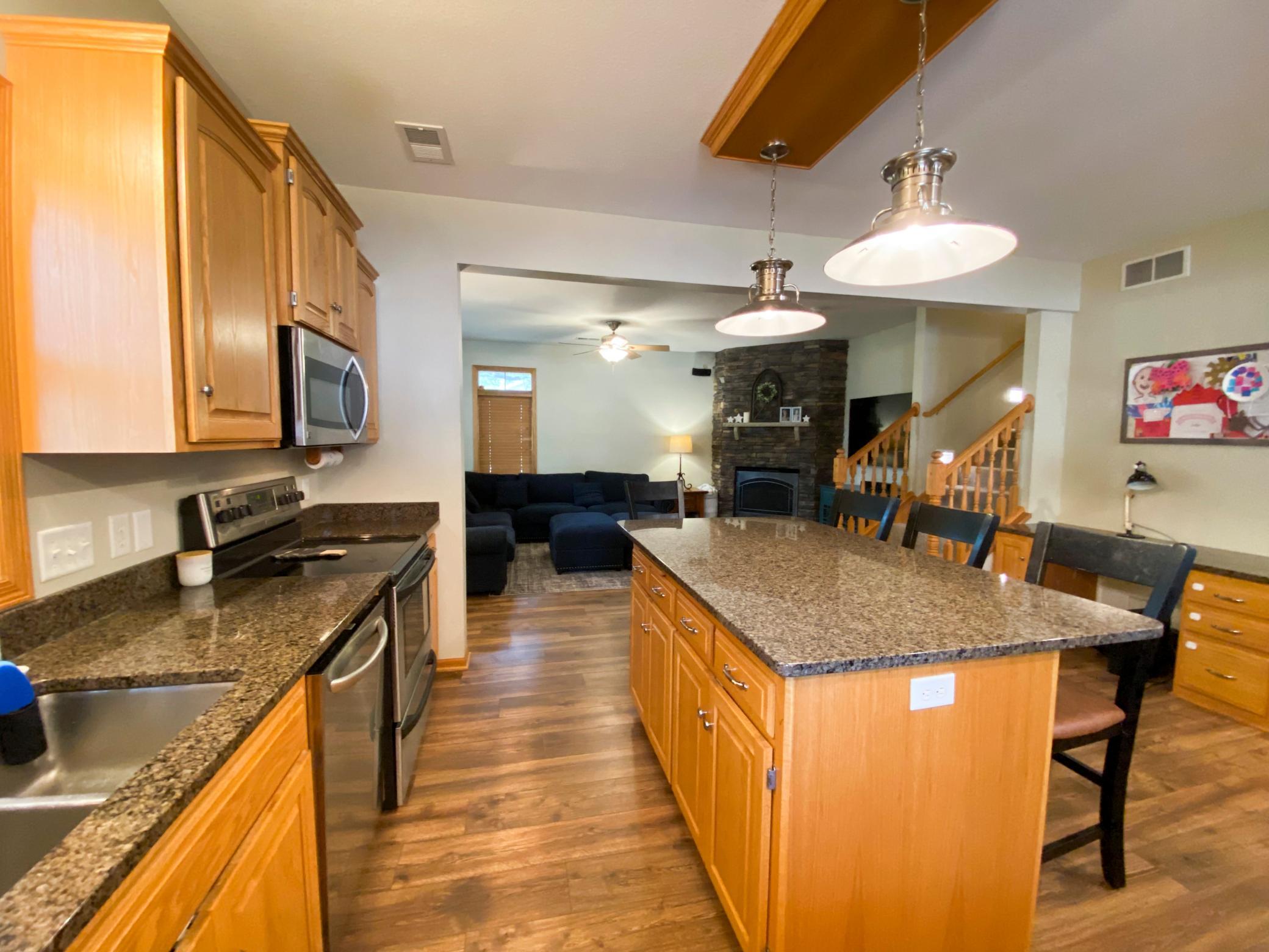 208 2nd Street N Property Photo 7