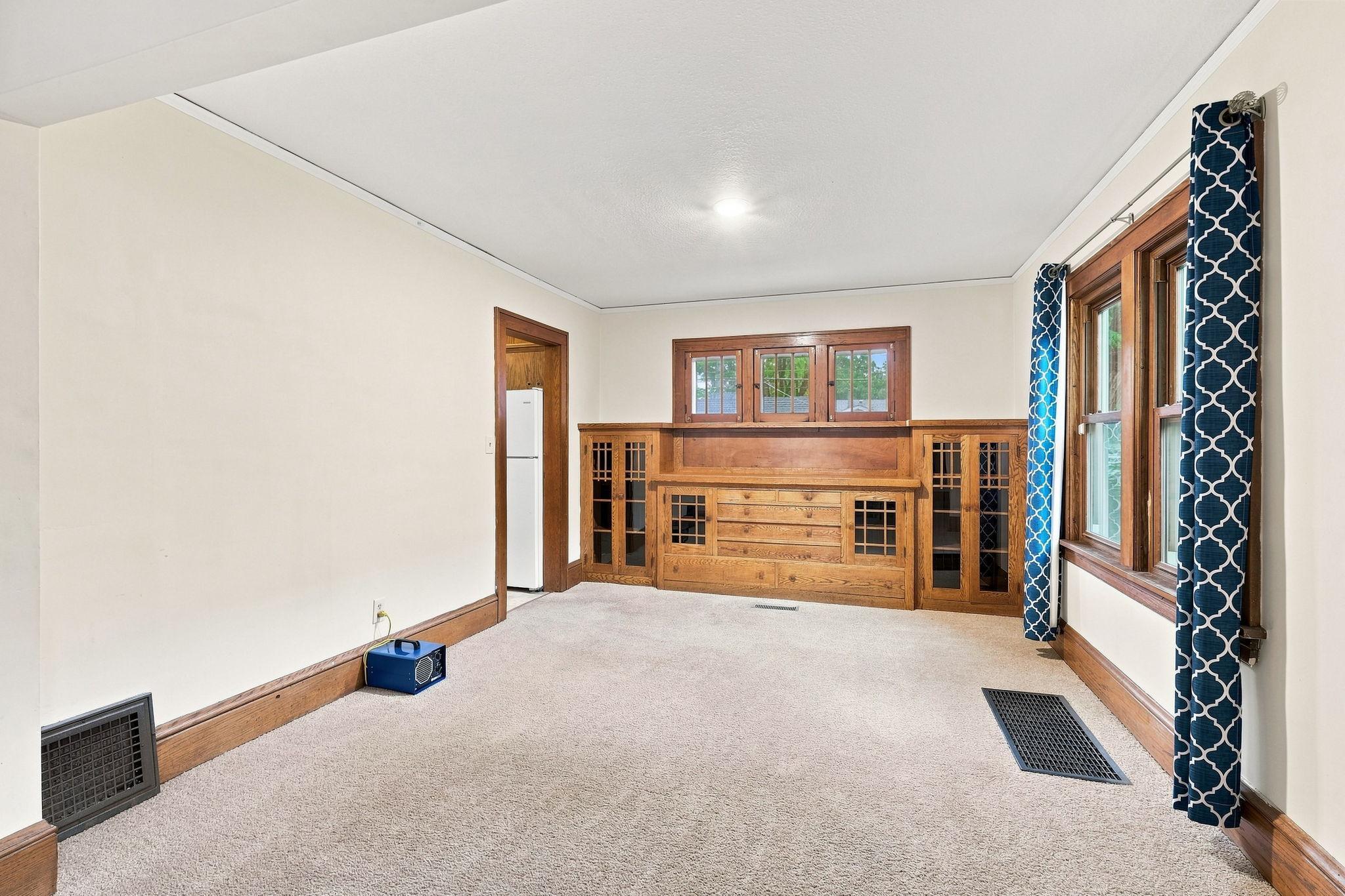1019 Sherburne Avenue Property Photo 7