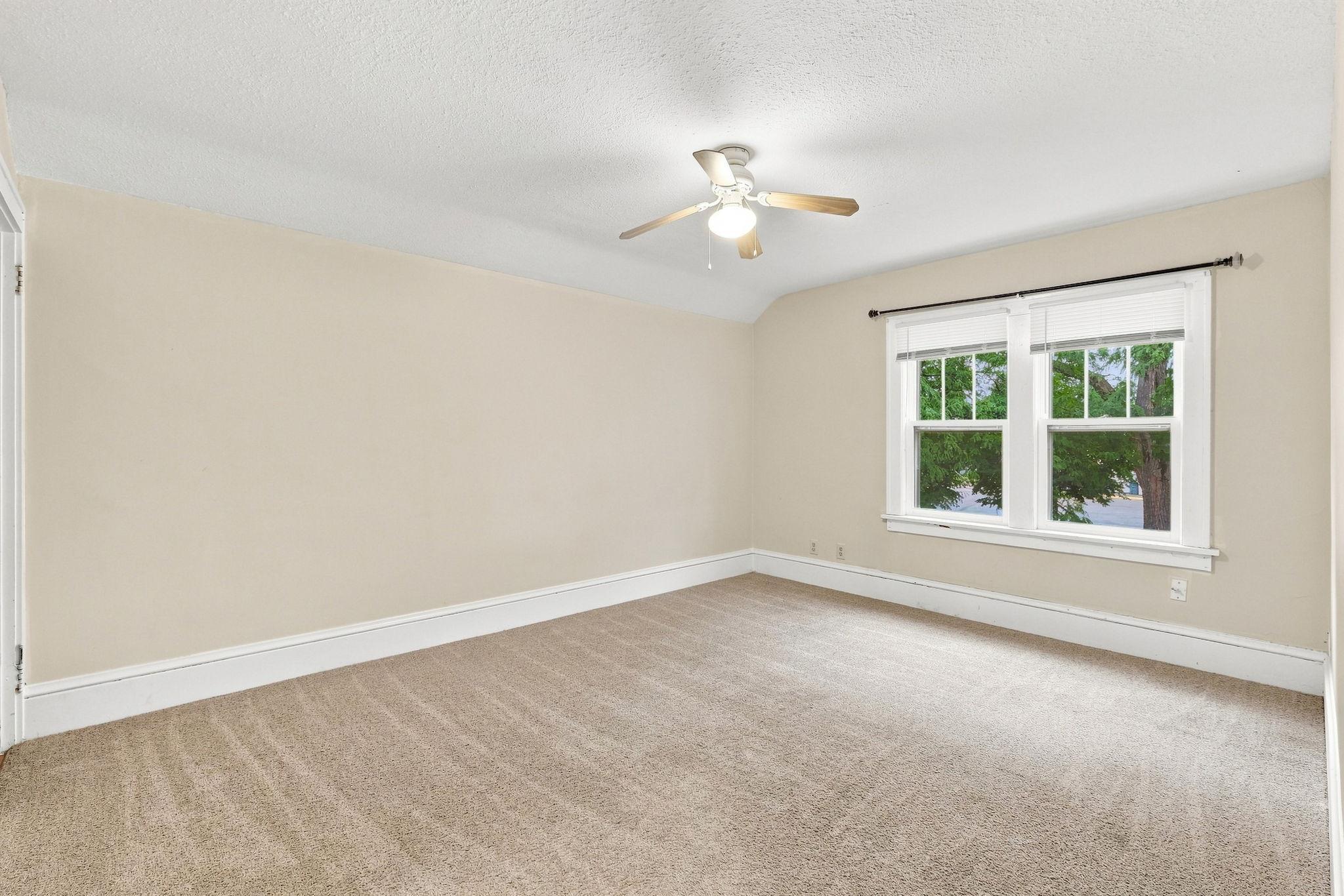 1019 Sherburne Avenue Property Photo 11