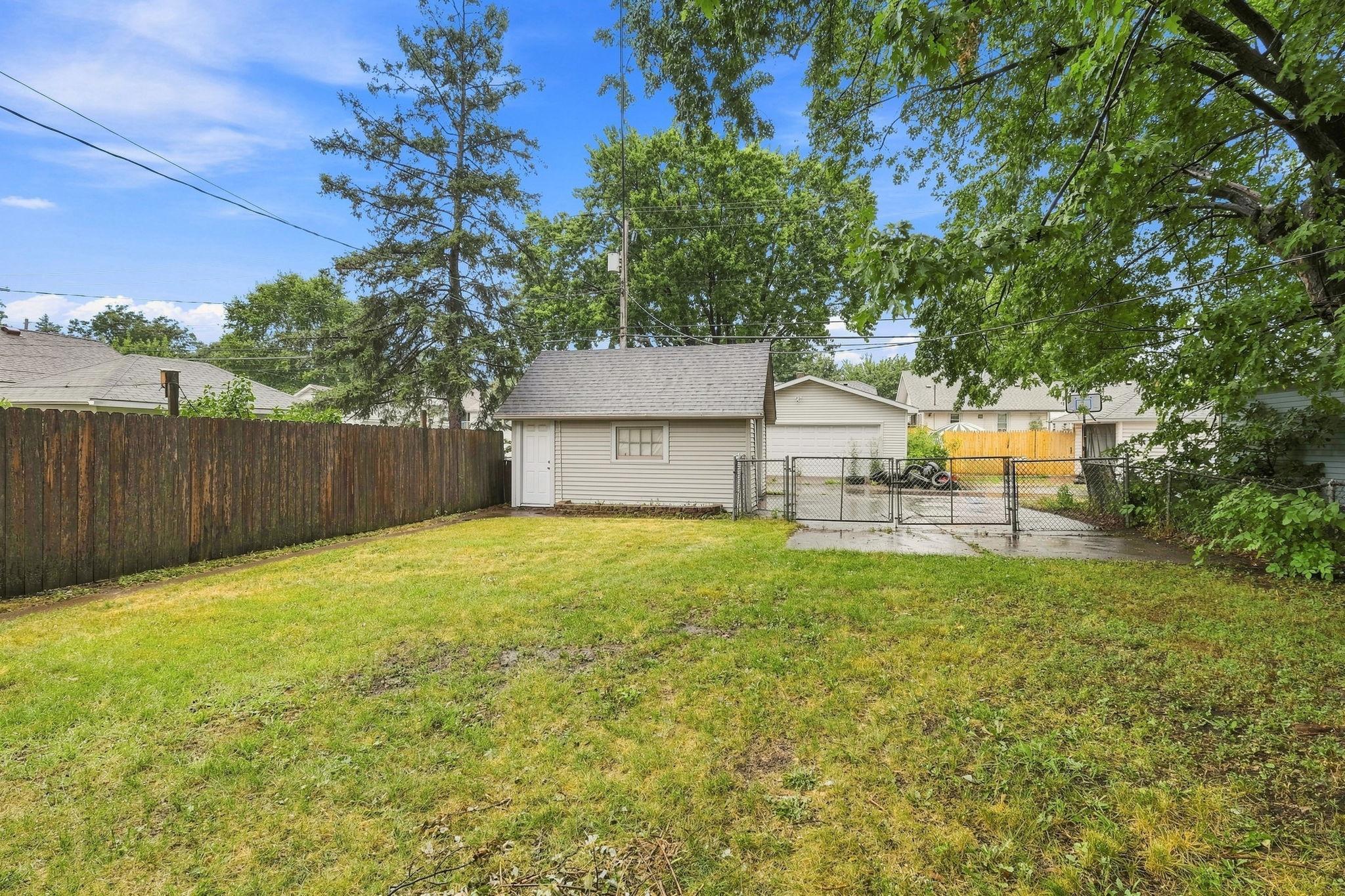 1019 Sherburne Avenue Property Photo 19