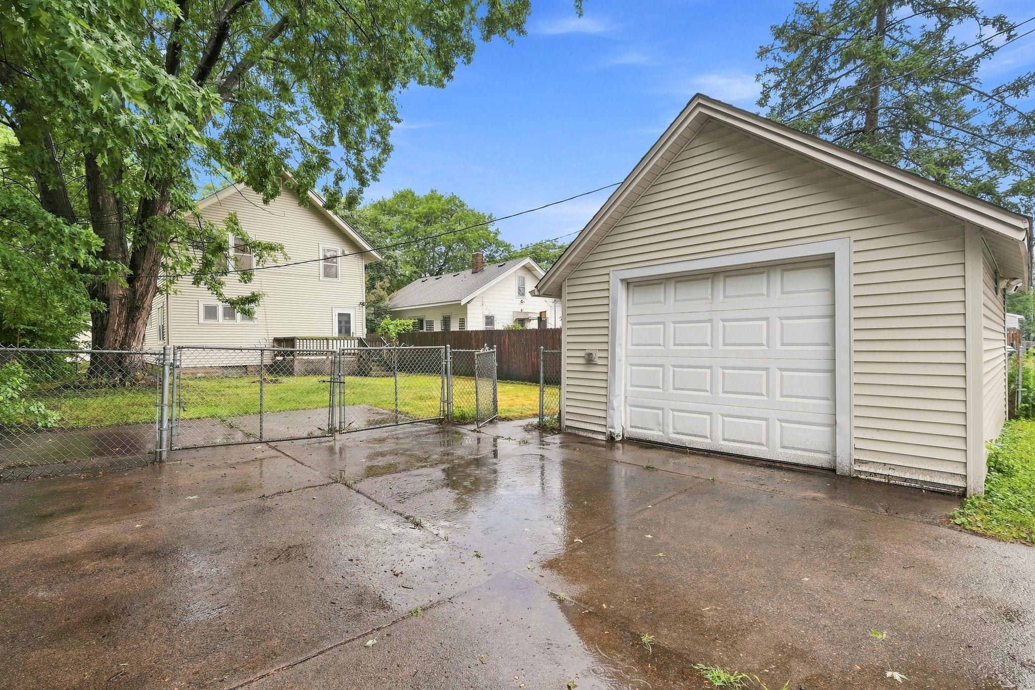 1019 Sherburne Avenue Property Photo 20