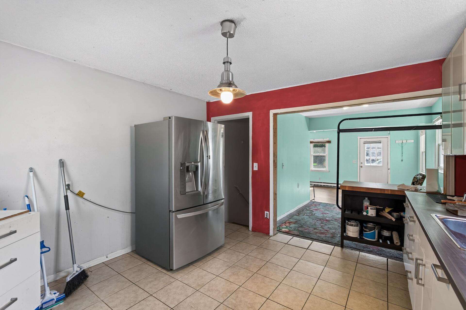5111 James Avenue N Property Photo 7