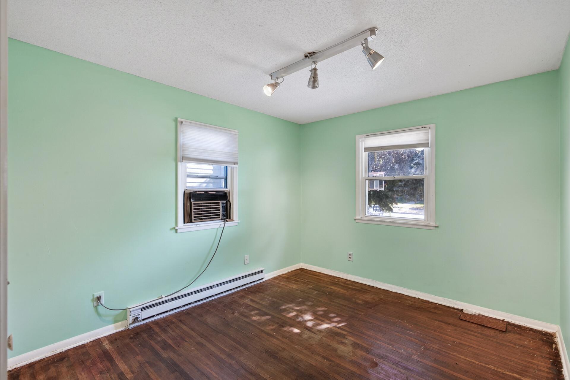 5111 James Avenue N Property Photo 9