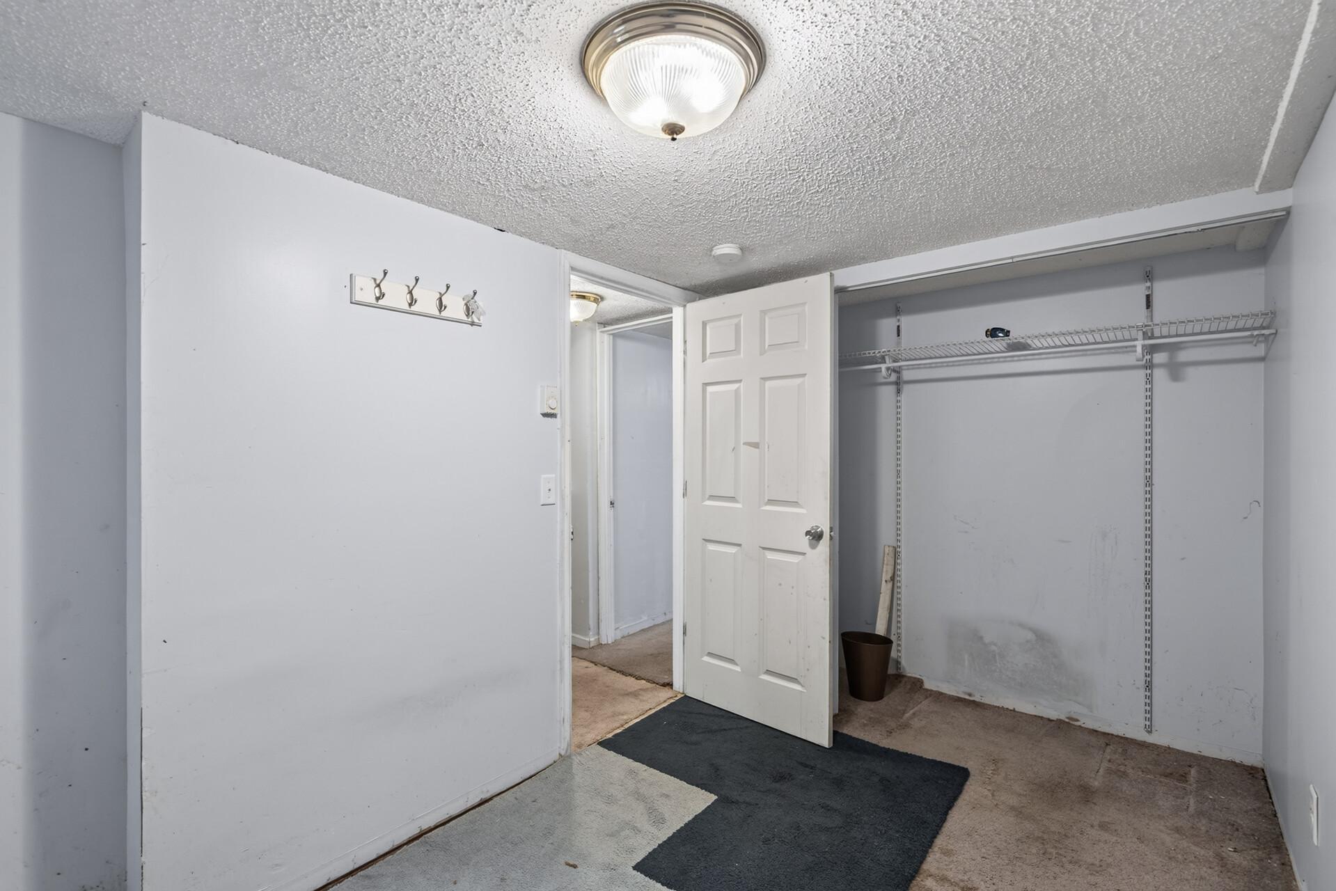 5111 James Avenue N Property Photo 15