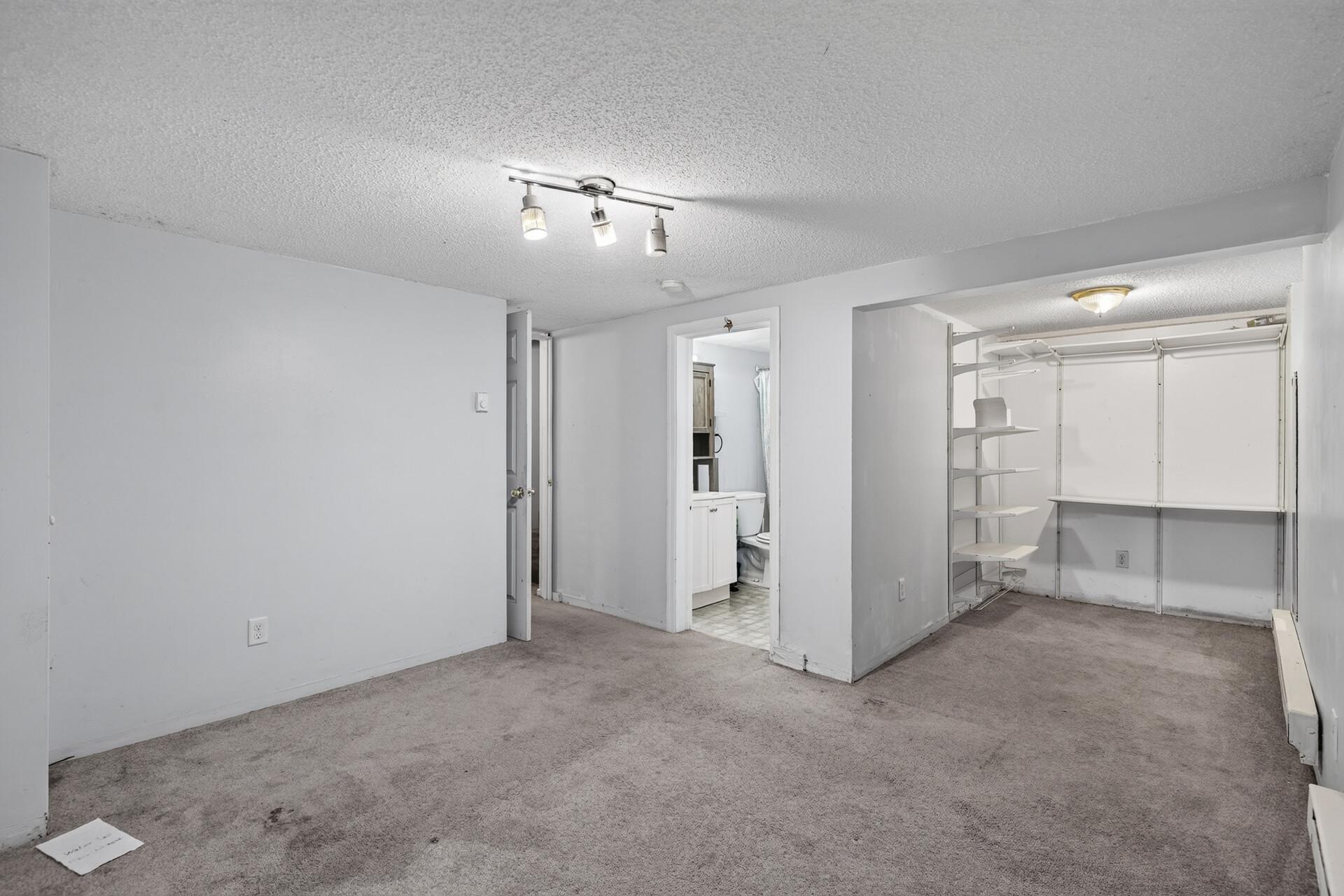 5111 James Avenue N Property Photo 17