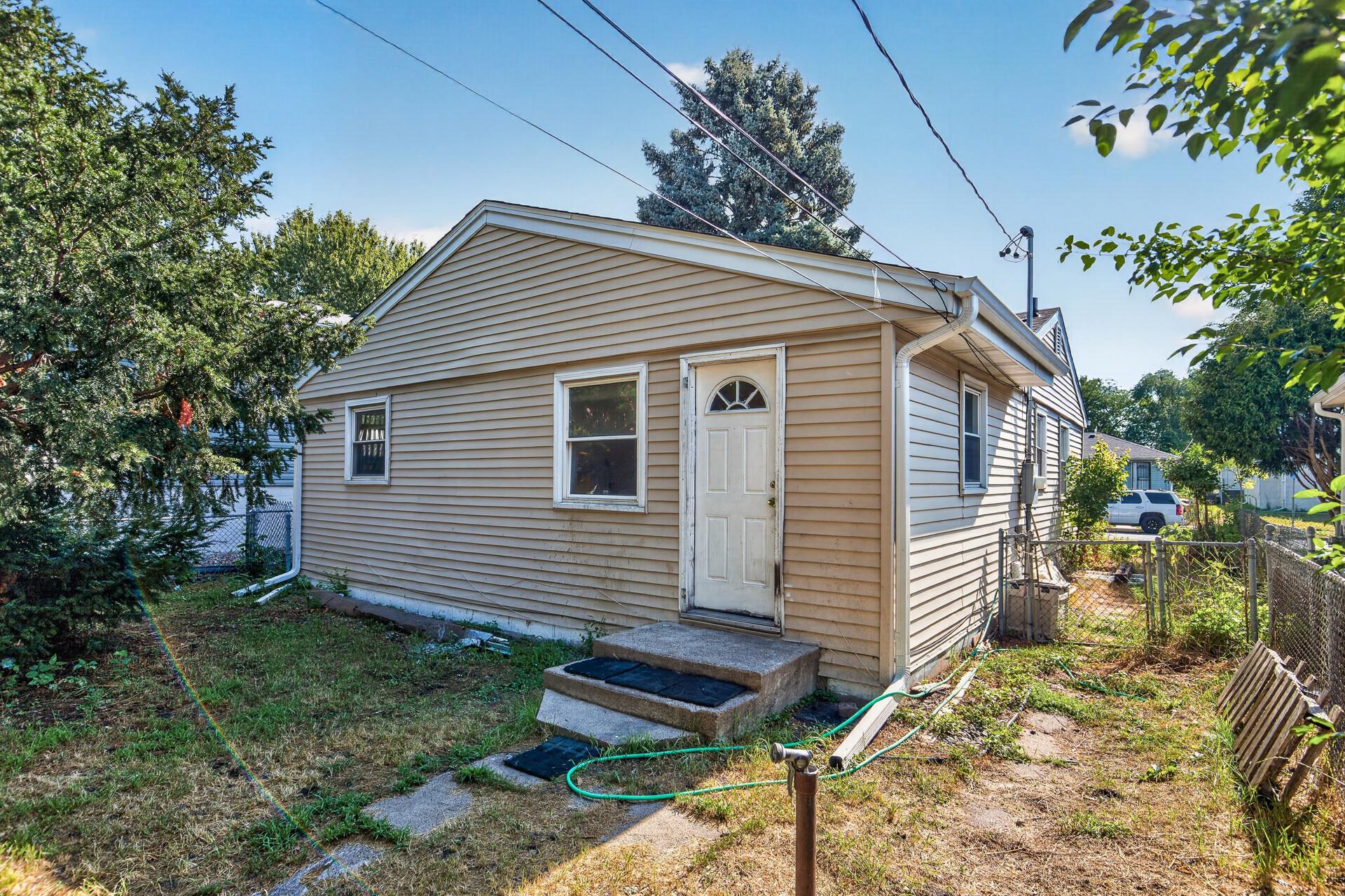 5111 James Avenue N Property Photo 19